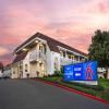 Studio 6  Suites Carpinteria, CA–Santa Barbara-South