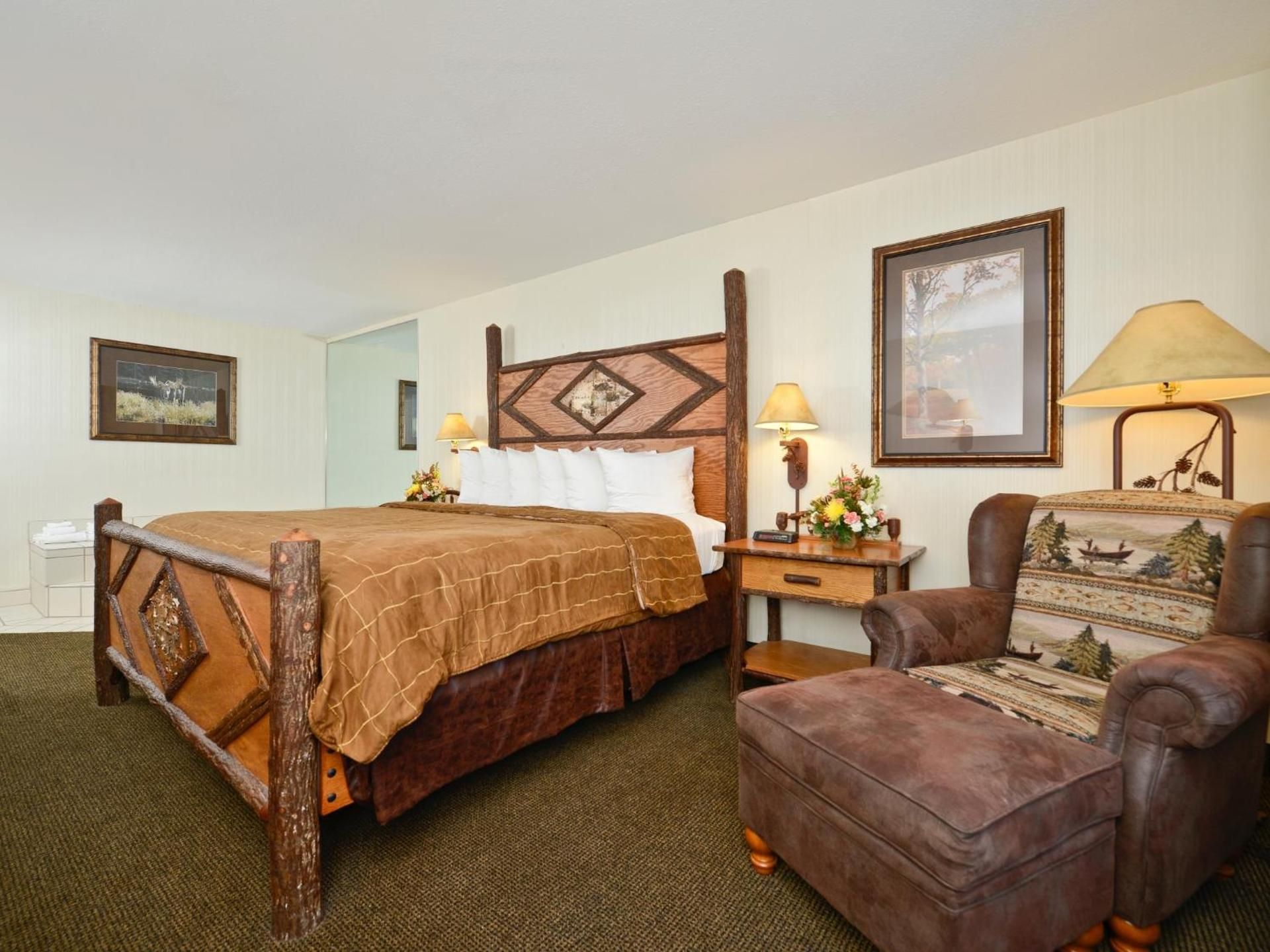 King Room with Spa Bath