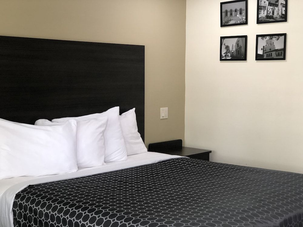 Queen Room - Disability Access