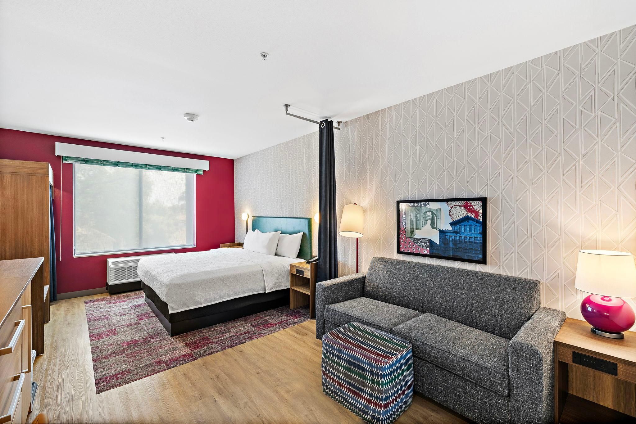 1 King Bed Standard Room