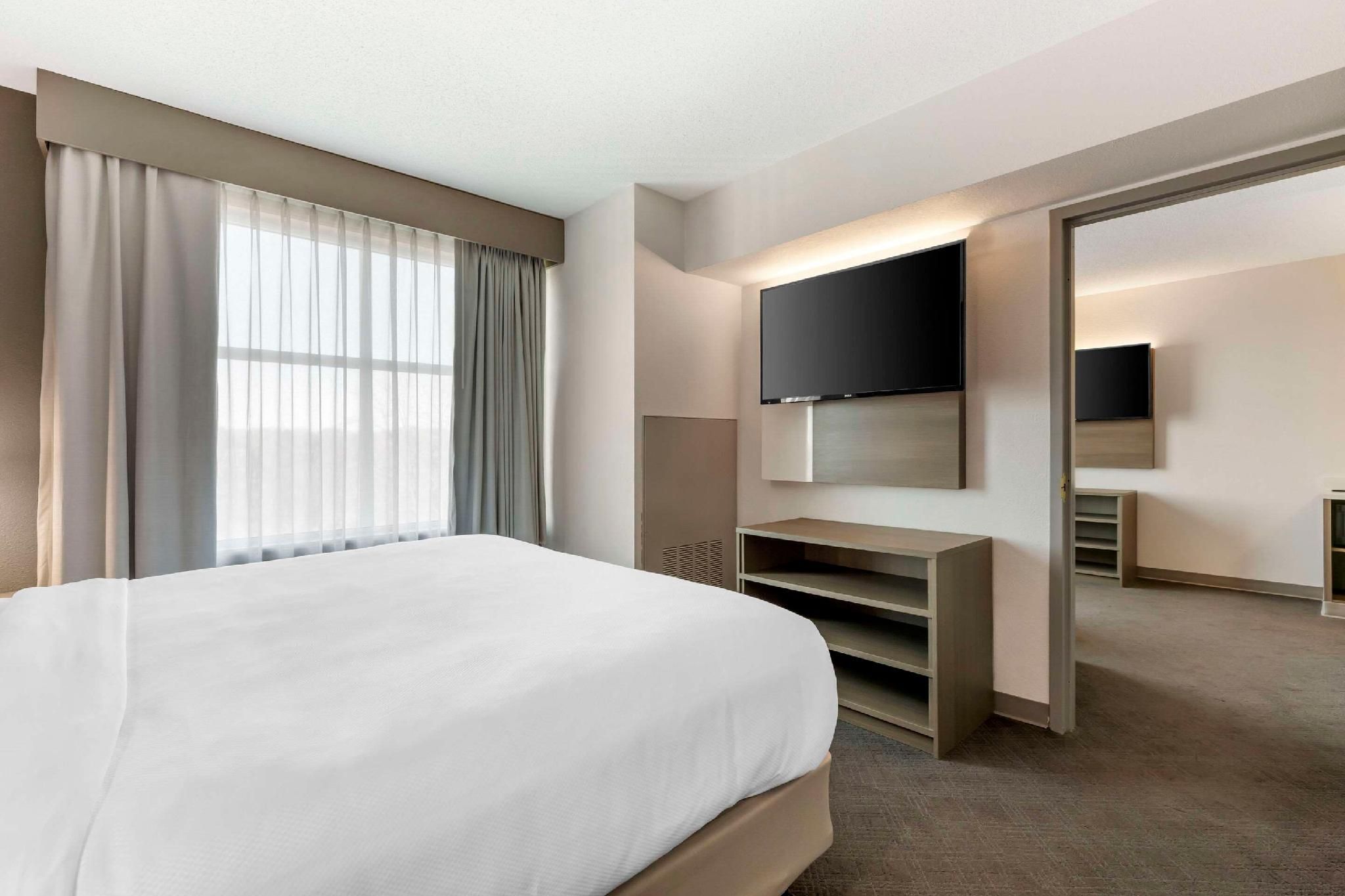 Studio Suite King Bed Non Smoking