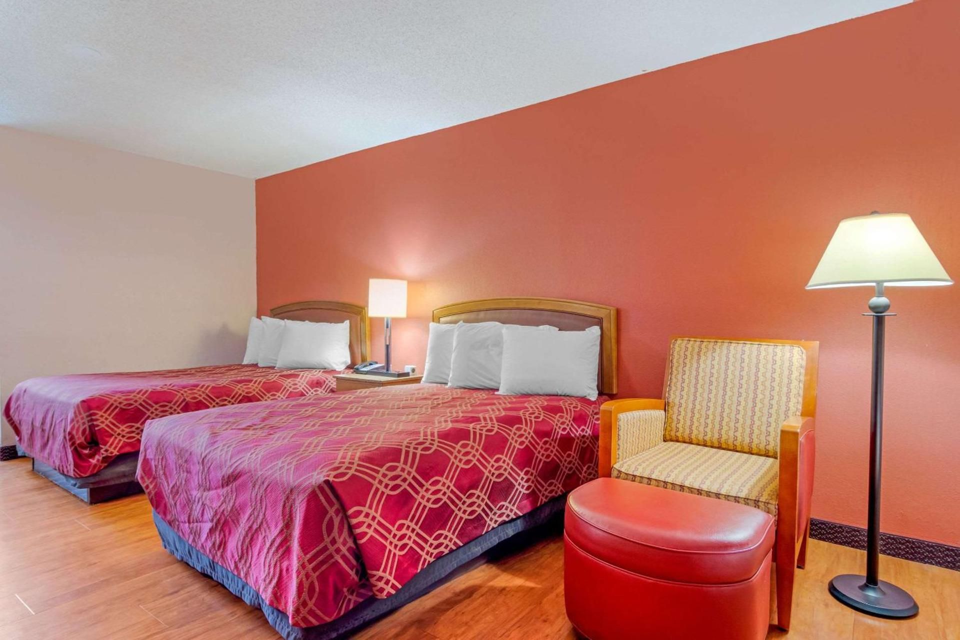 Double Room with Two Double Beds - Non-Smoking
