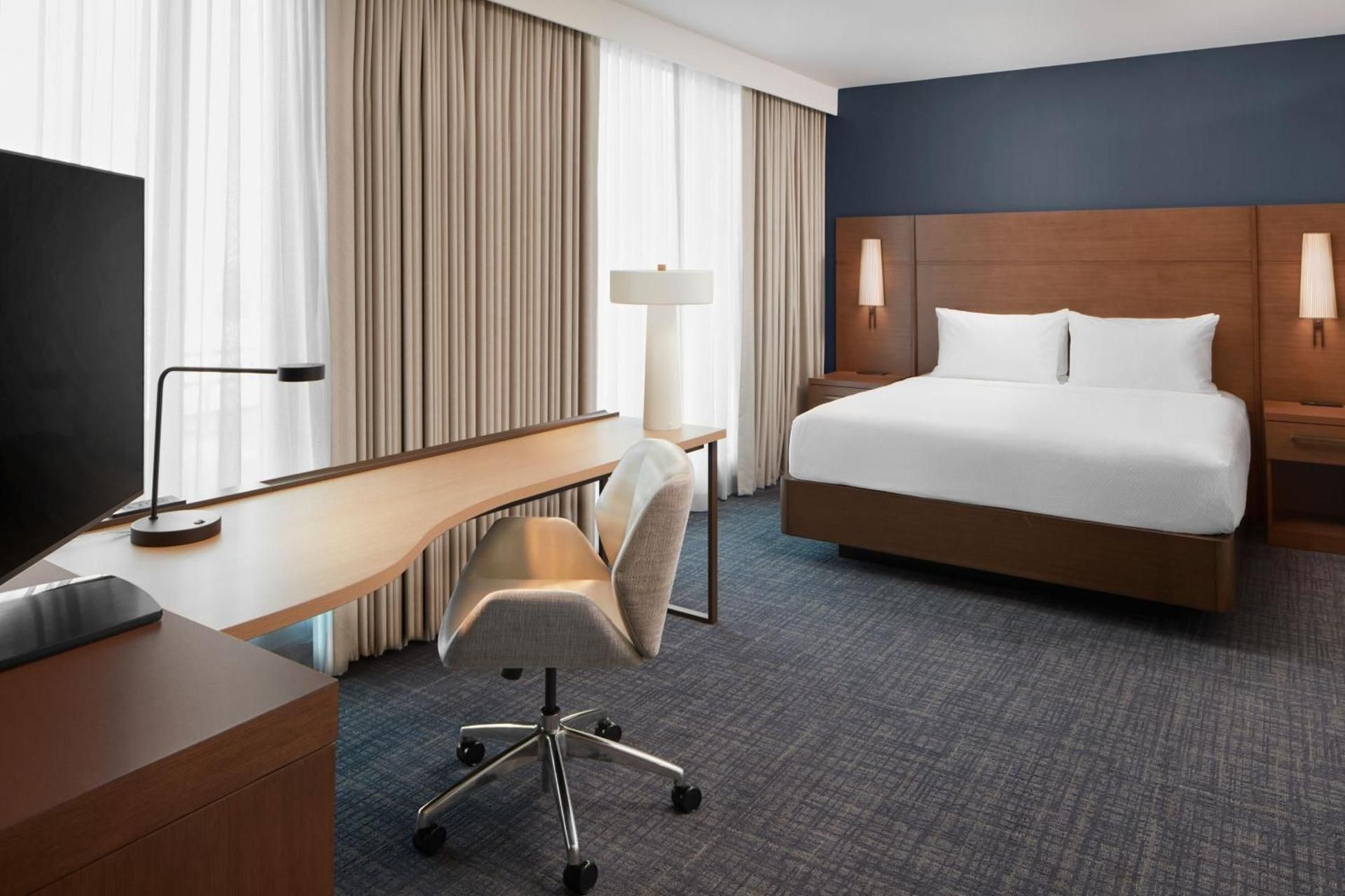 Residence Inn by Marriott Reston King Studio with Sofa Bed and City View - Hearing Accessible