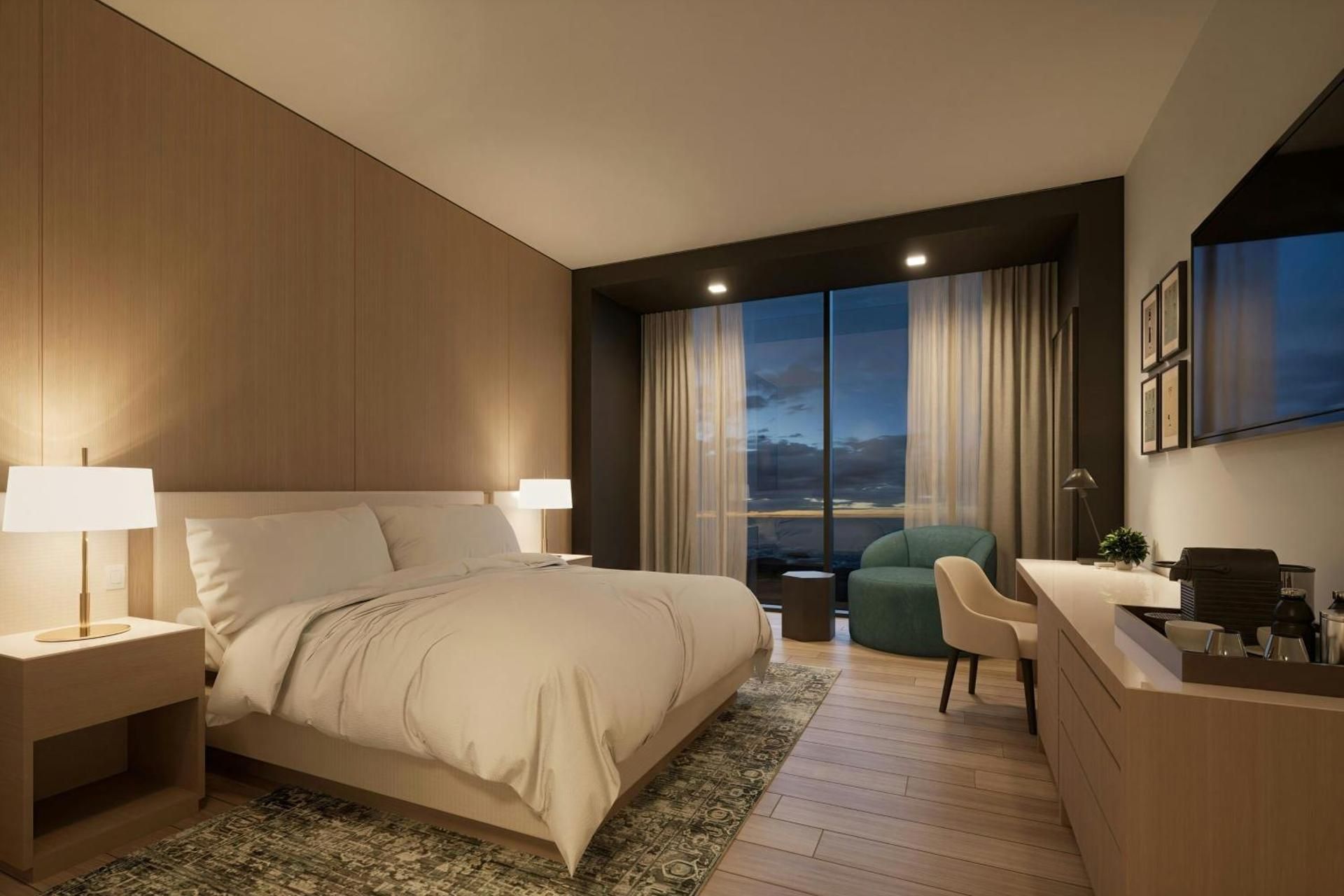 Standard Queen Room with Roll-in Shower - Mobility Accessible