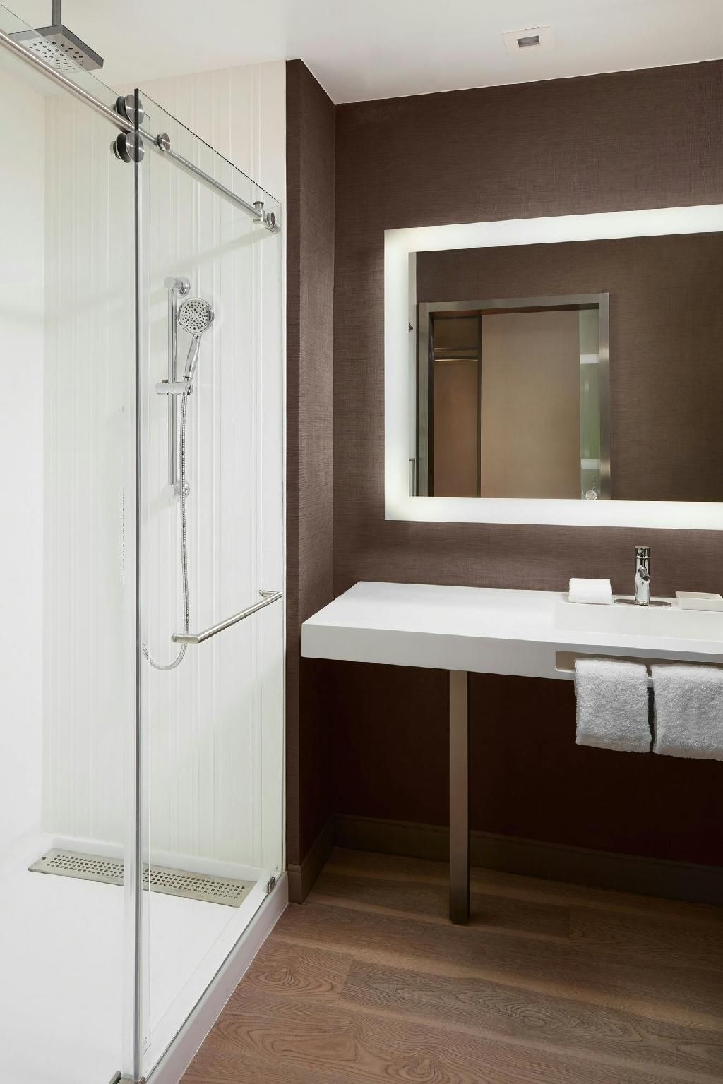 AC Hotel Reston Standard, Guest room, 1 King, City view 3