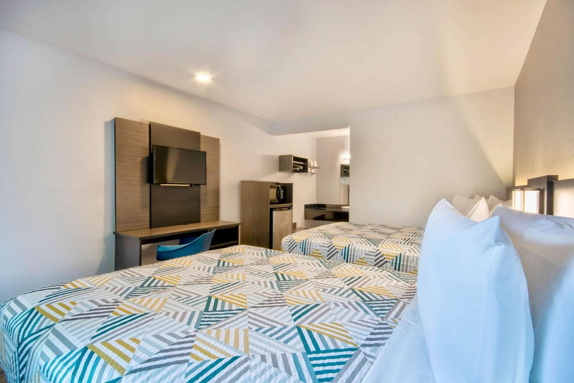 Premium Quadruple Room