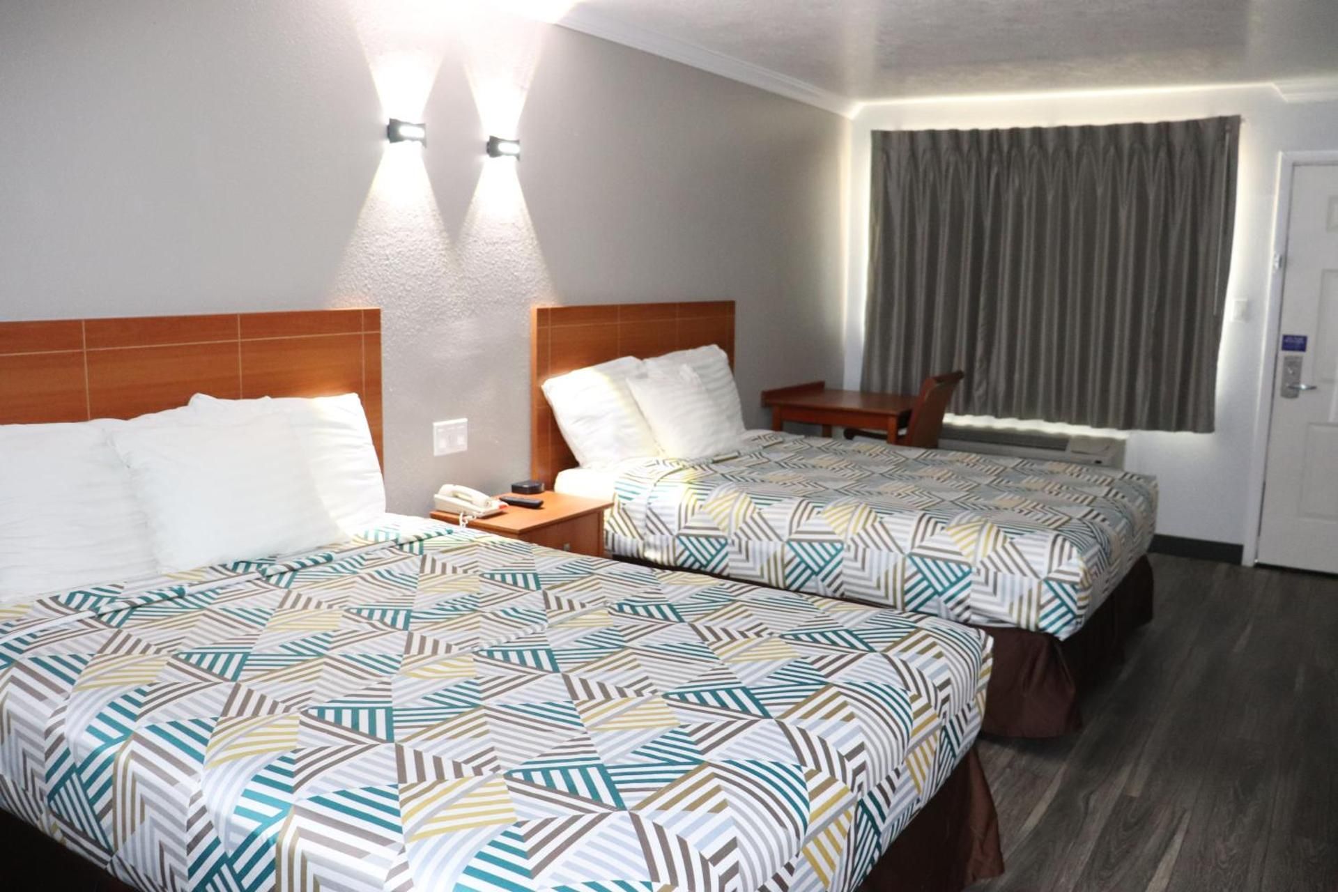 Queen Room with Two Queen Beds - Non-Smoking