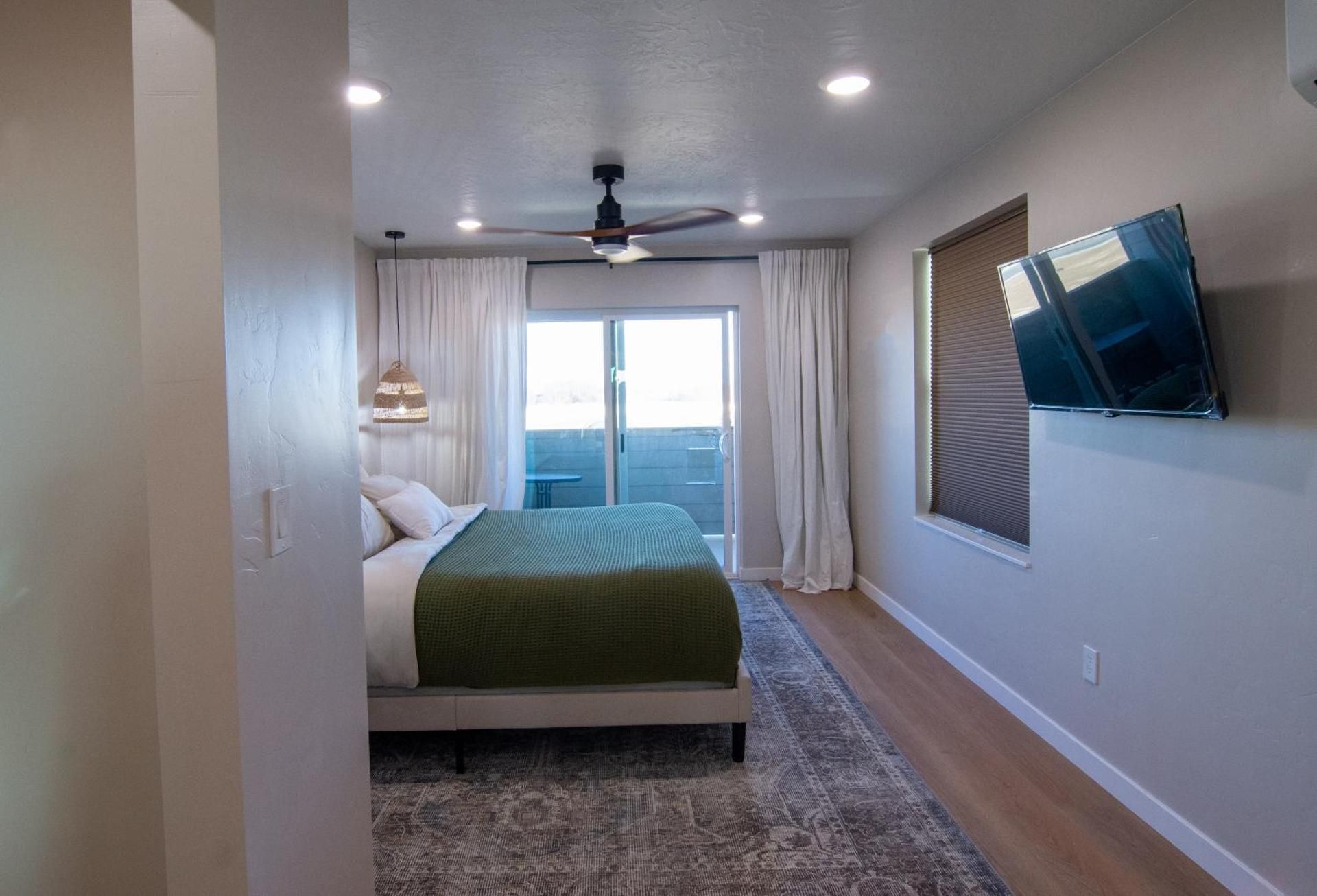 King Room with Balcony