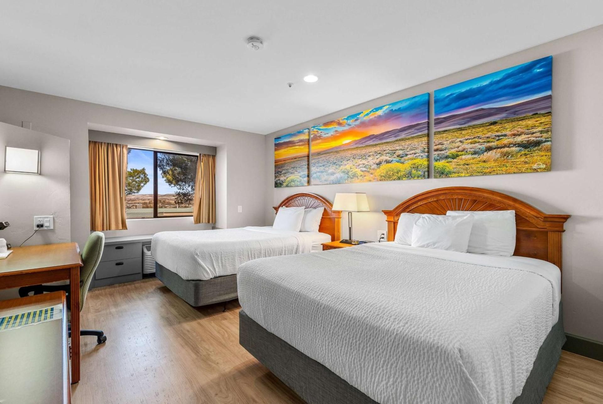 Days Inn by Wyndham Camp Verde Arizona 2 Queen Beds, Non-Smoking 2