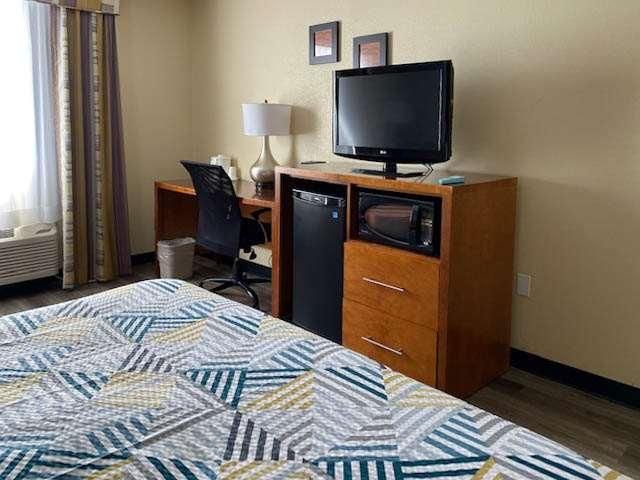 1 King Bed | Non-Smoking, Micfridge, Sofa-Bed