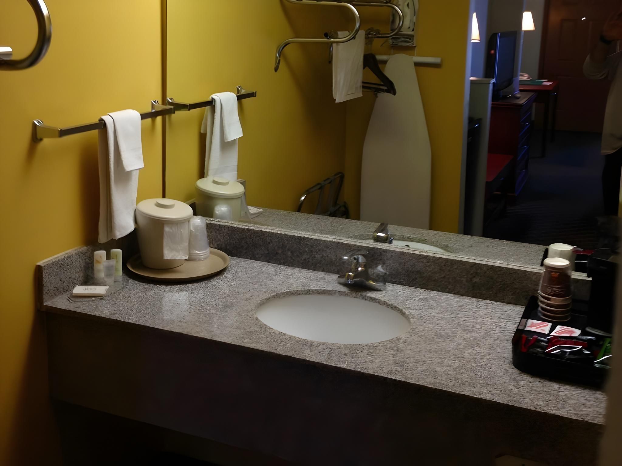 King Room with Spa Bath