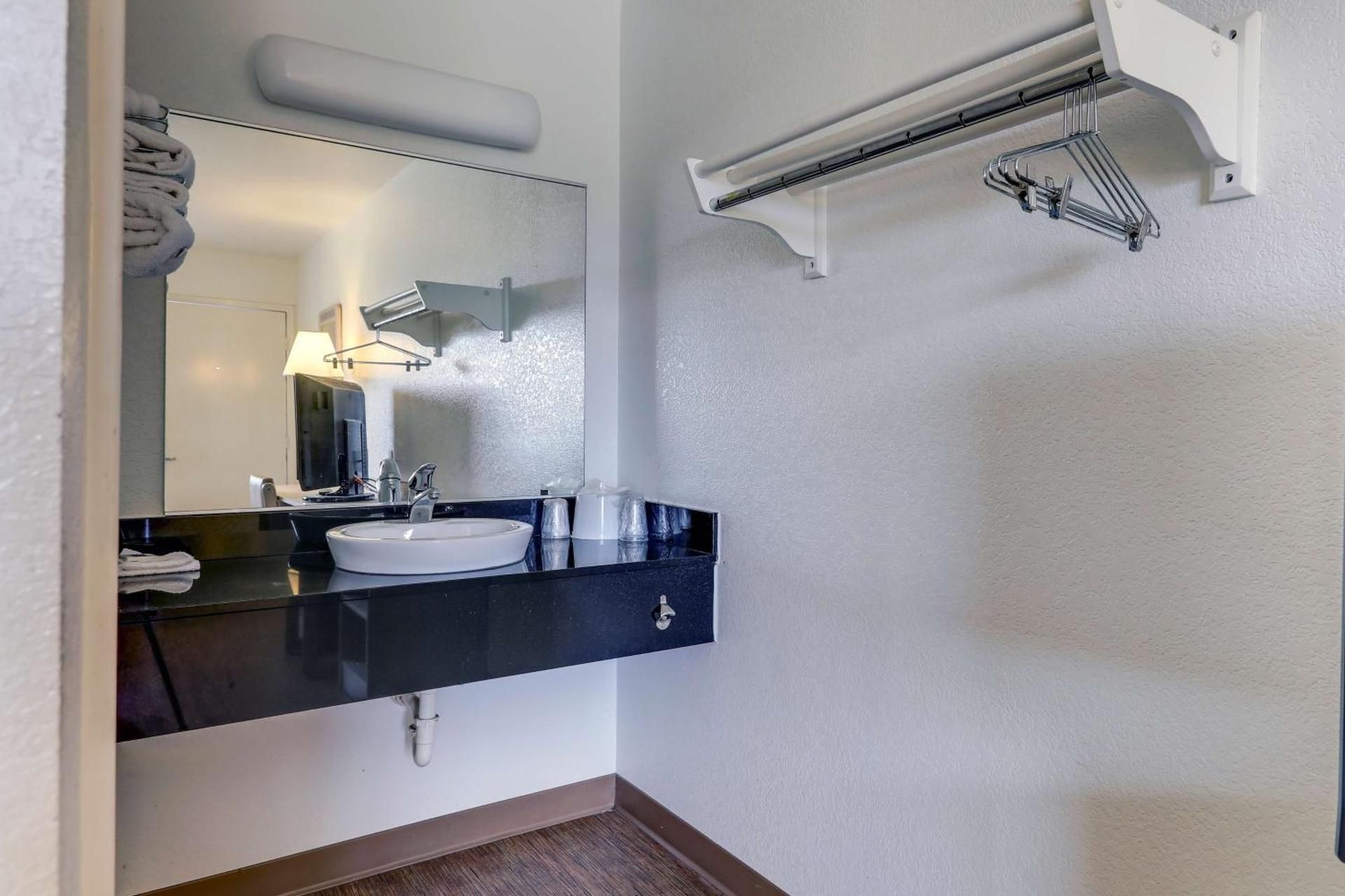 Standard Kitchen Room with– Two Full Beds