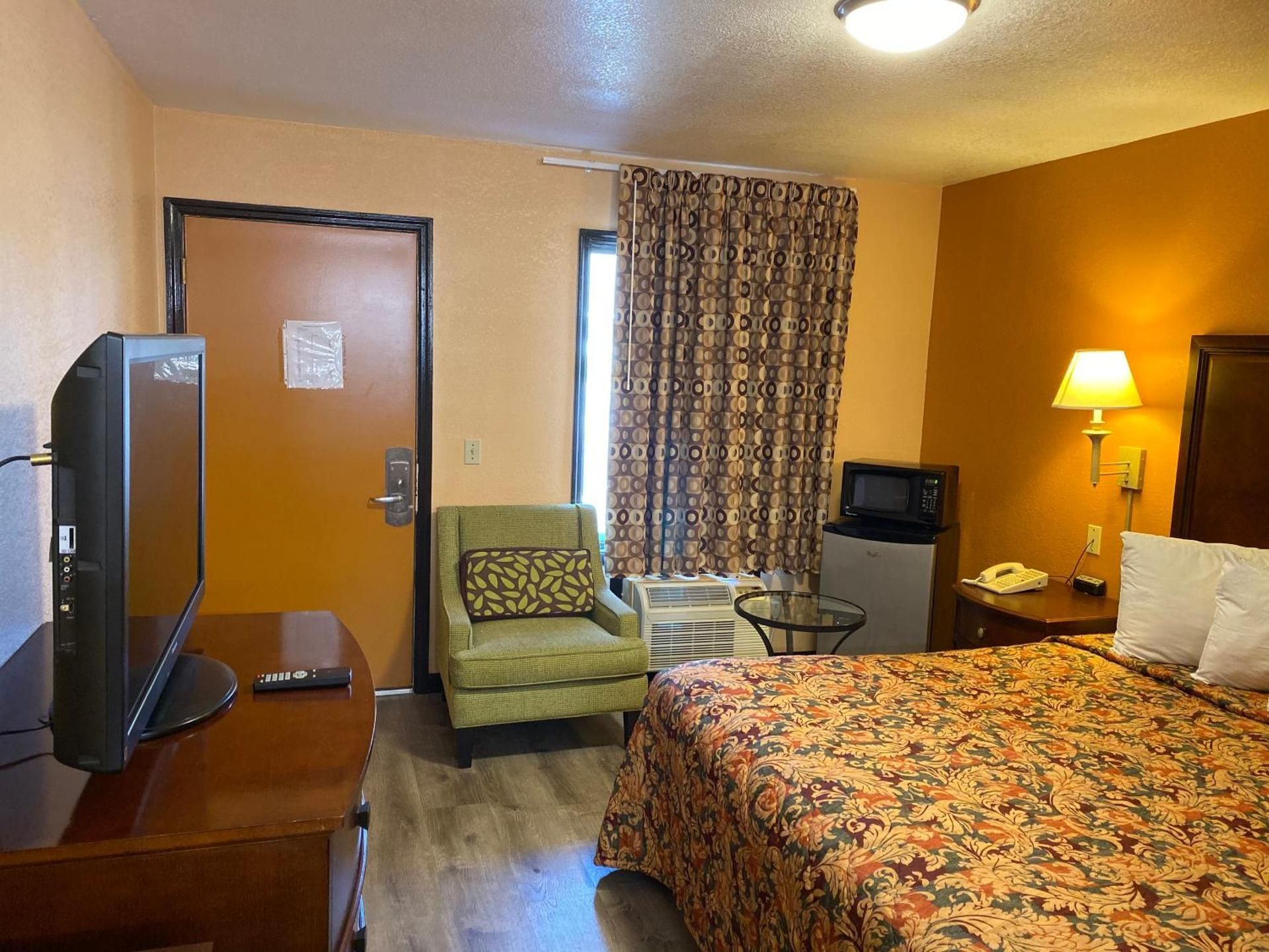 King Room - Non-Smoking