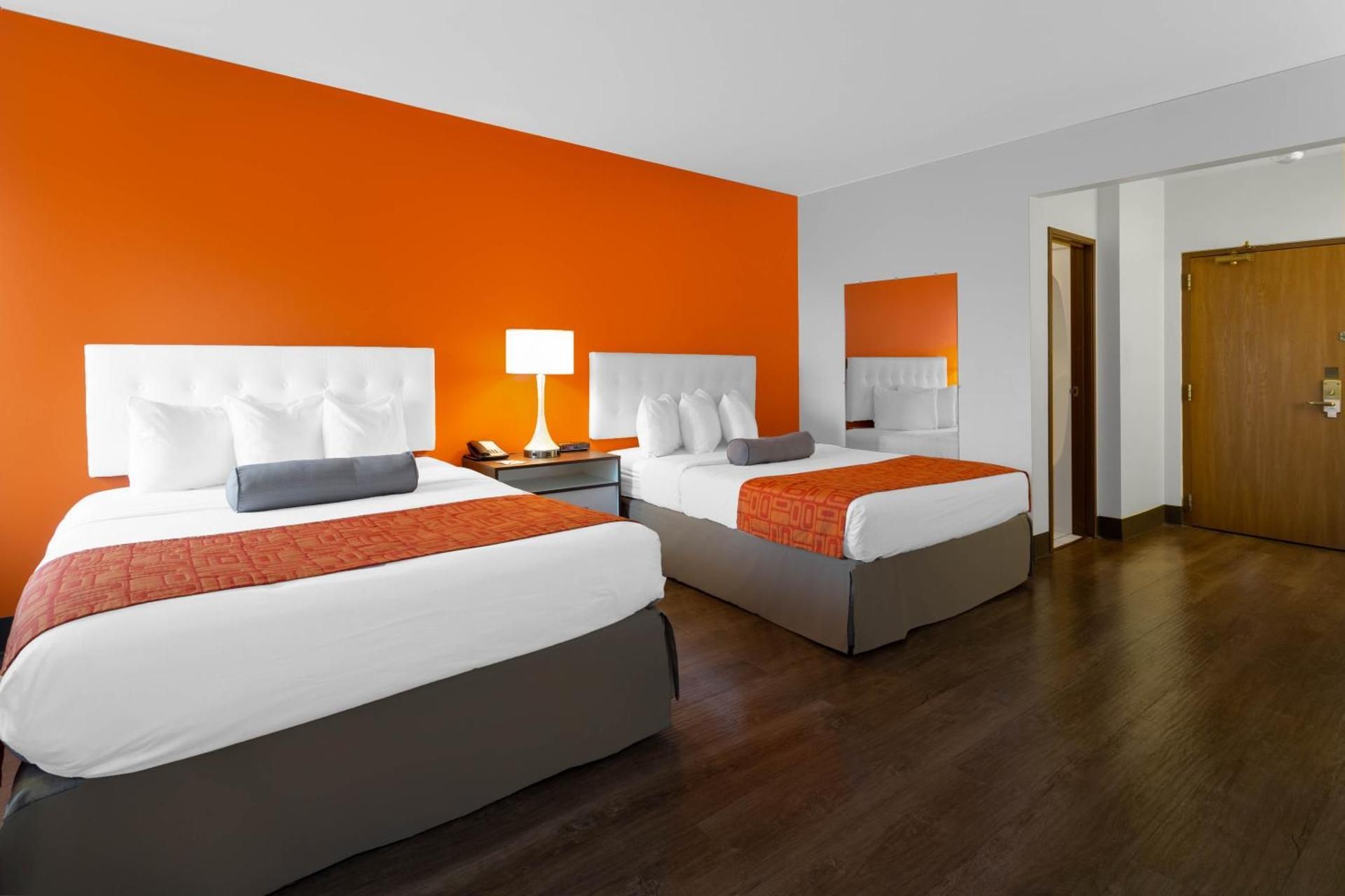 2 Queen Beds Non-Smoking