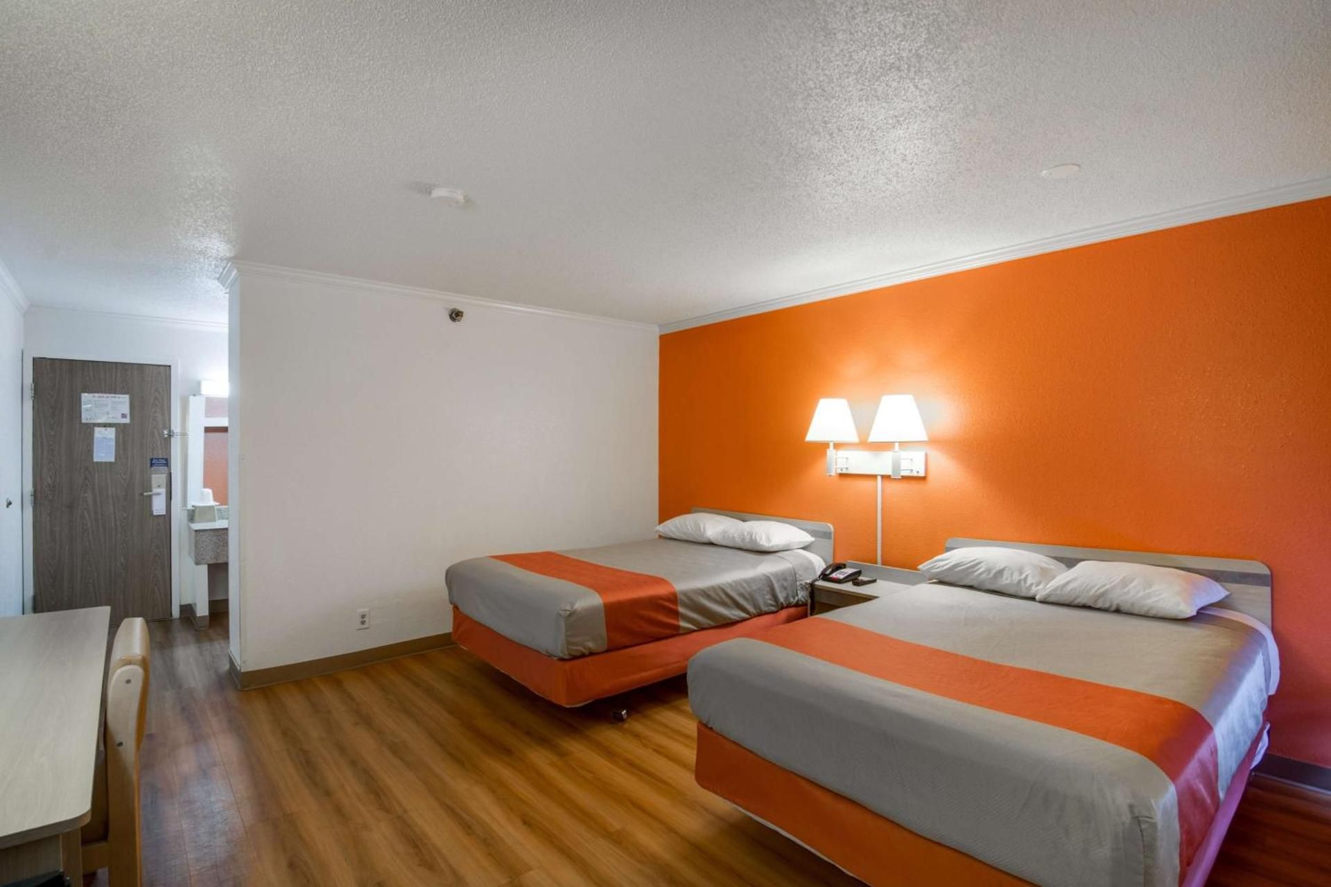 Quadruple Room - Non-Smoking