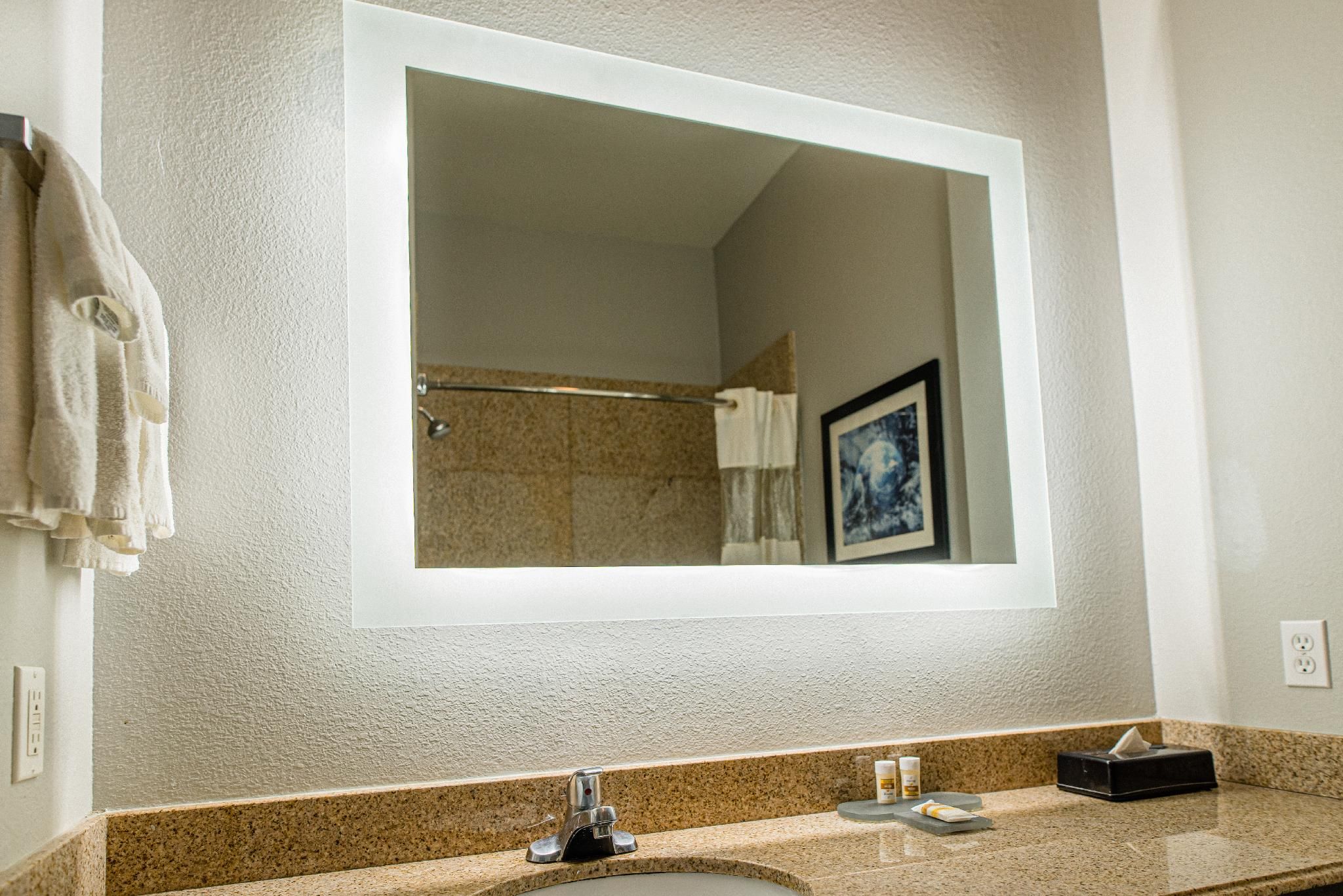 Accessible 2 Bedroom Suite