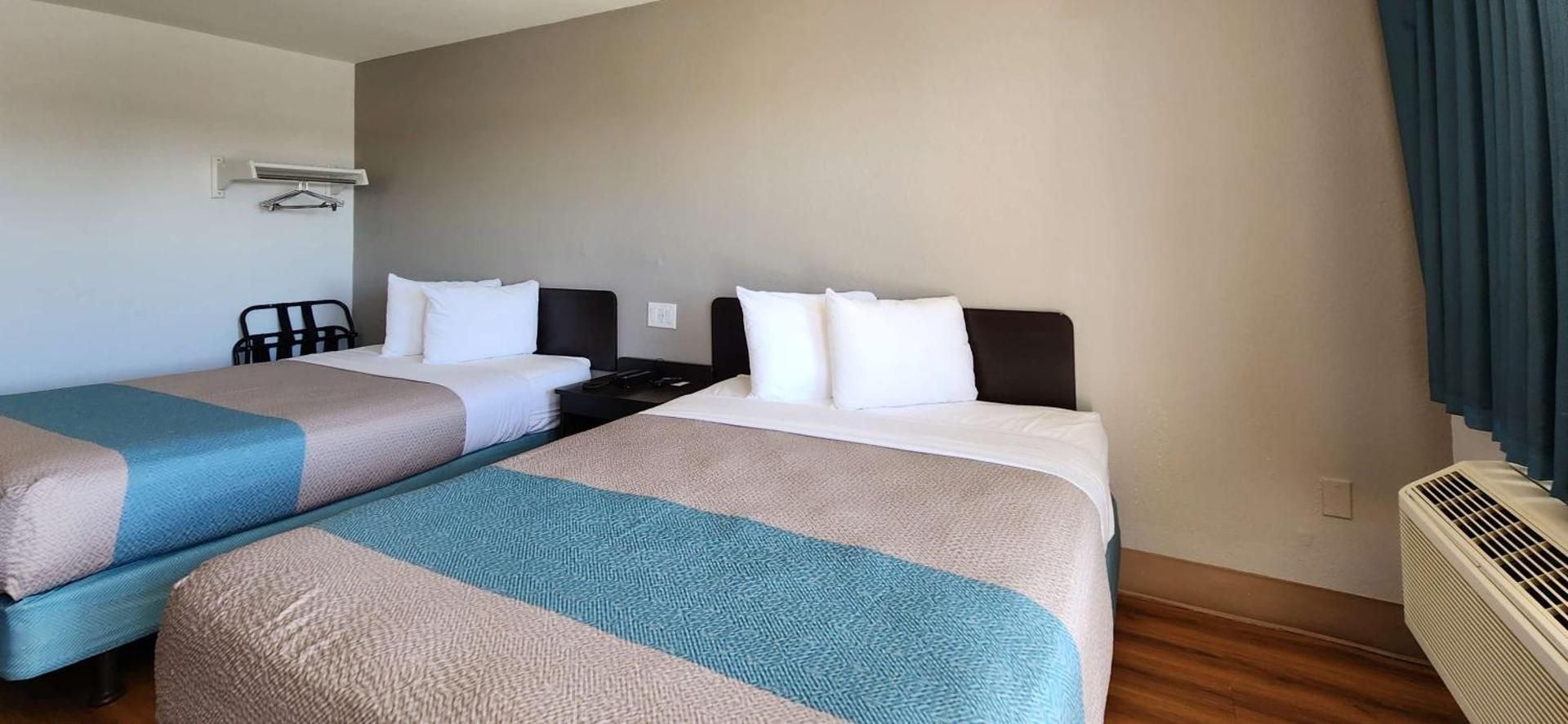 Studio 6  Webster, TX  Houston - NASA Lake Queen Room with Two Queen Beds - Disability Access - Non-Smoking