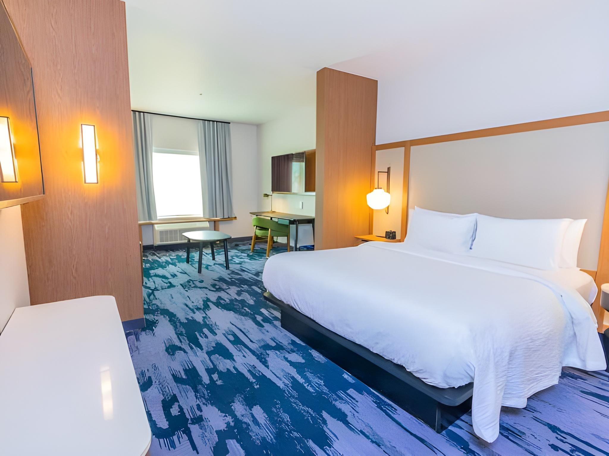 Fairfield by Marriott Inn & Suites Houston League City Guest Room, 1 King 2