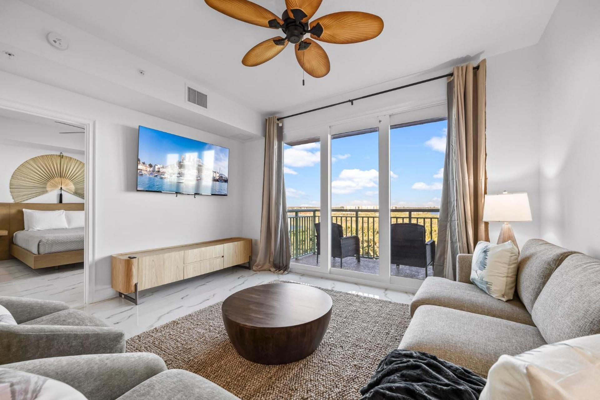 Apartment with View and Balcony