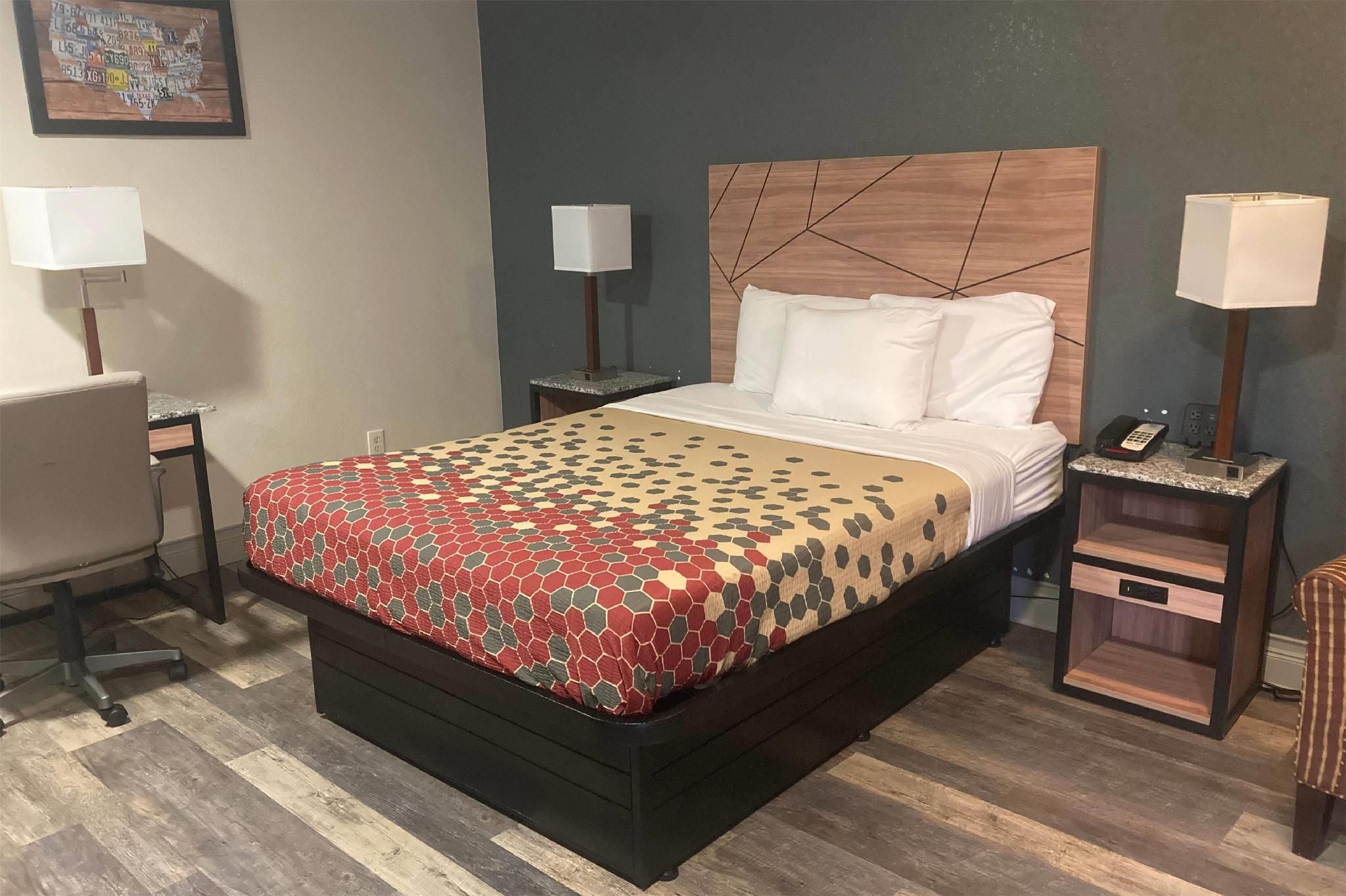 1 Queen Bed, Non-Smoking