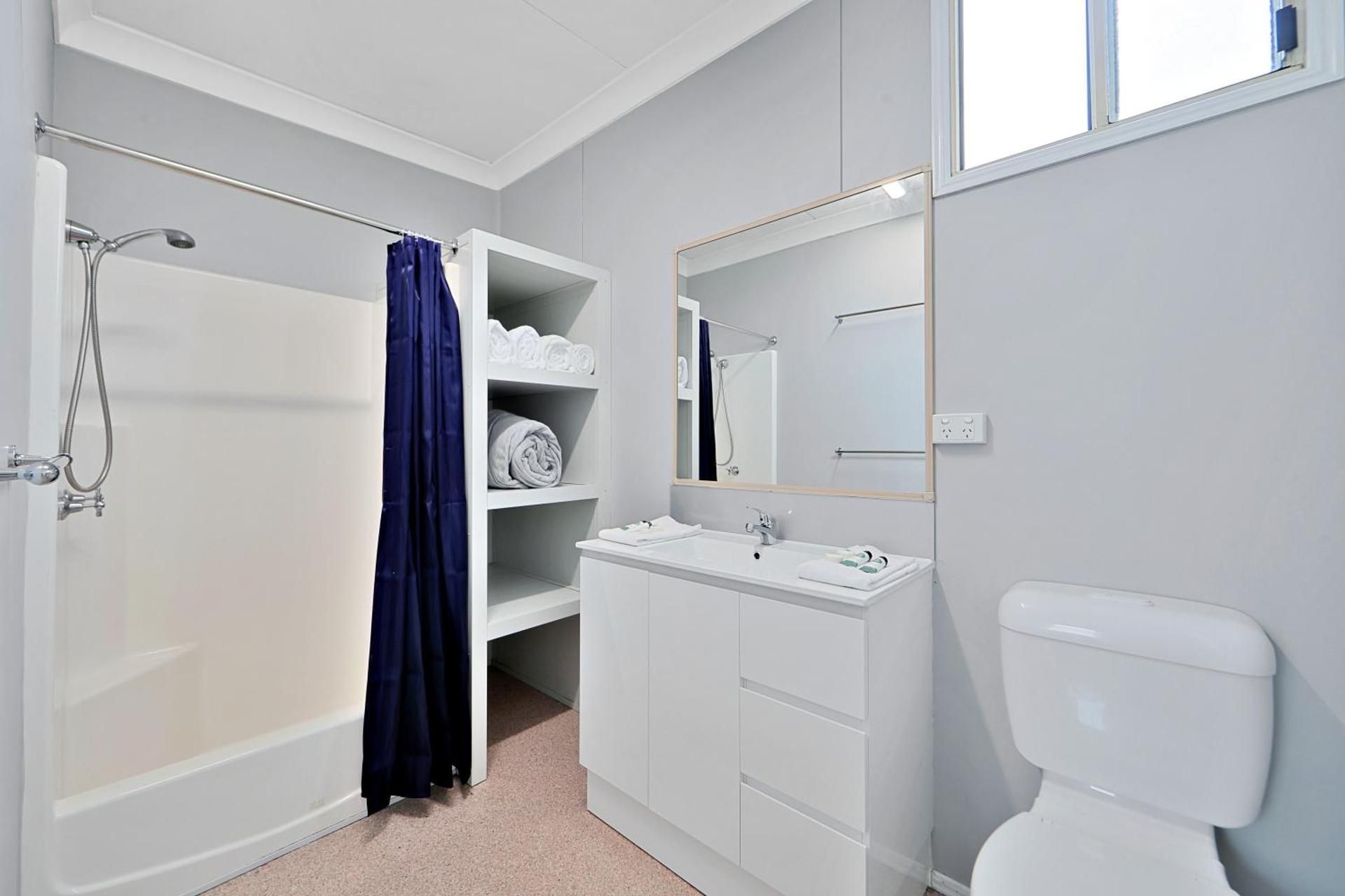 1 Bedroom Self Contained Cabin