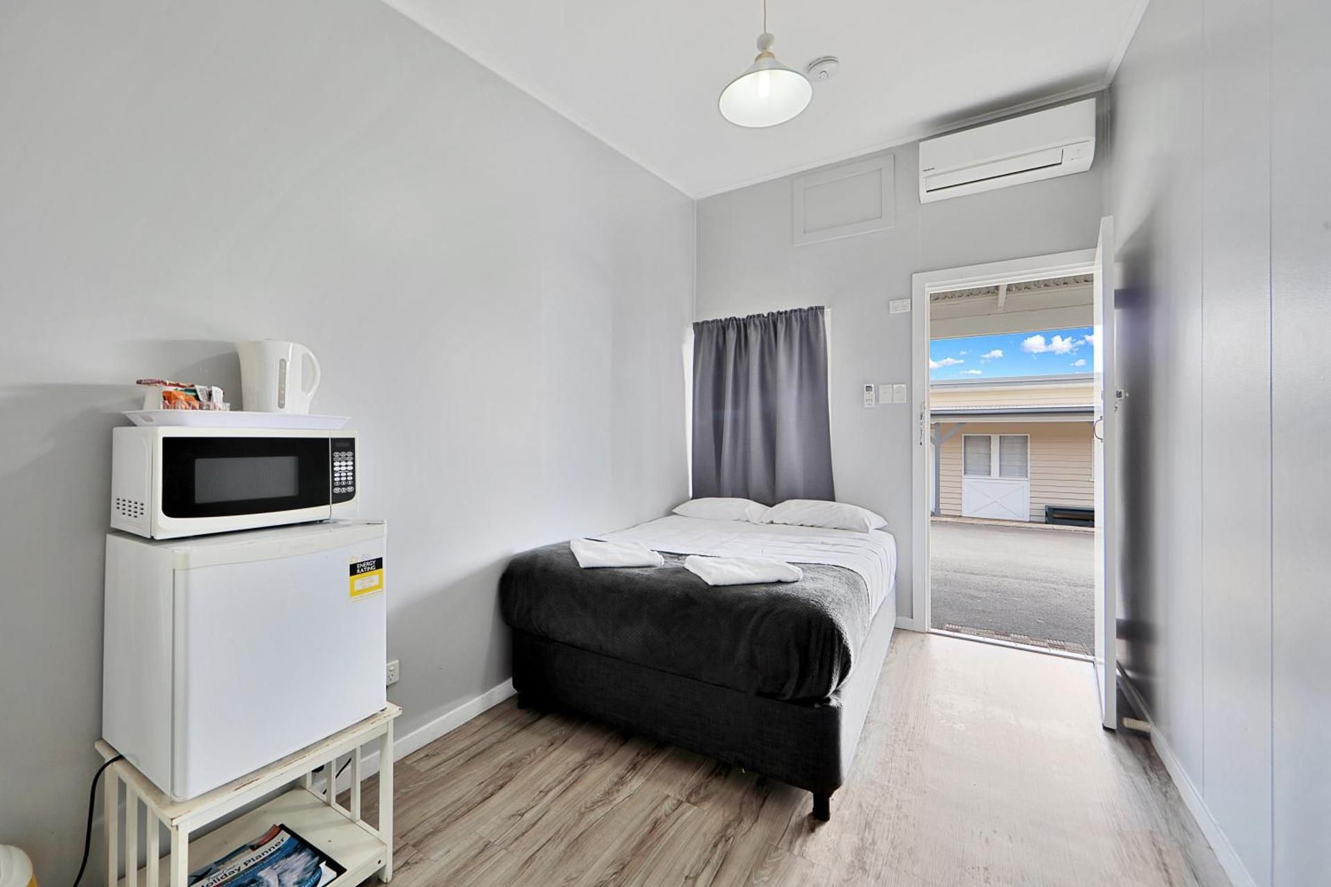 Budget Single Room