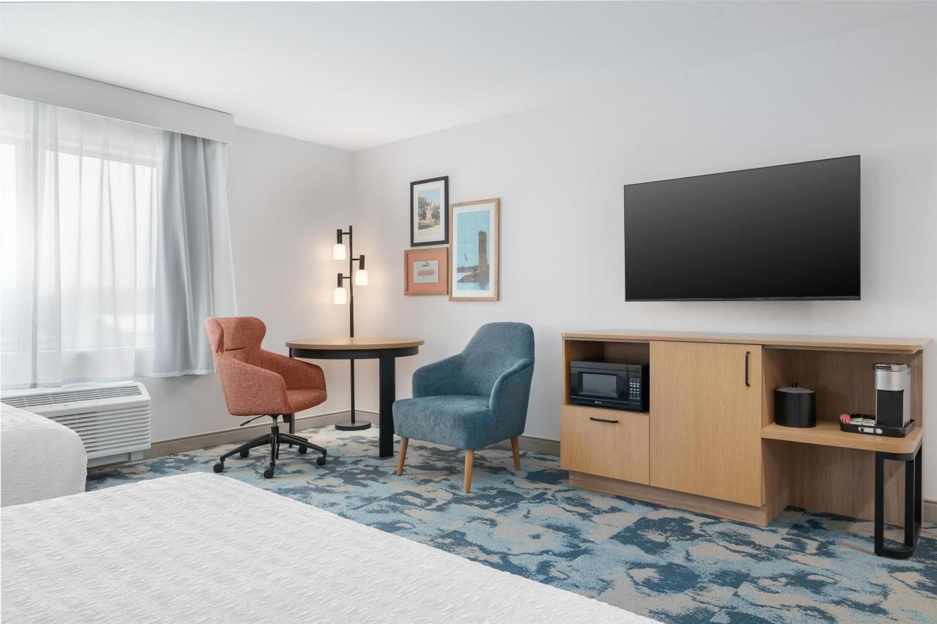 2 Queens Hearing Accessible