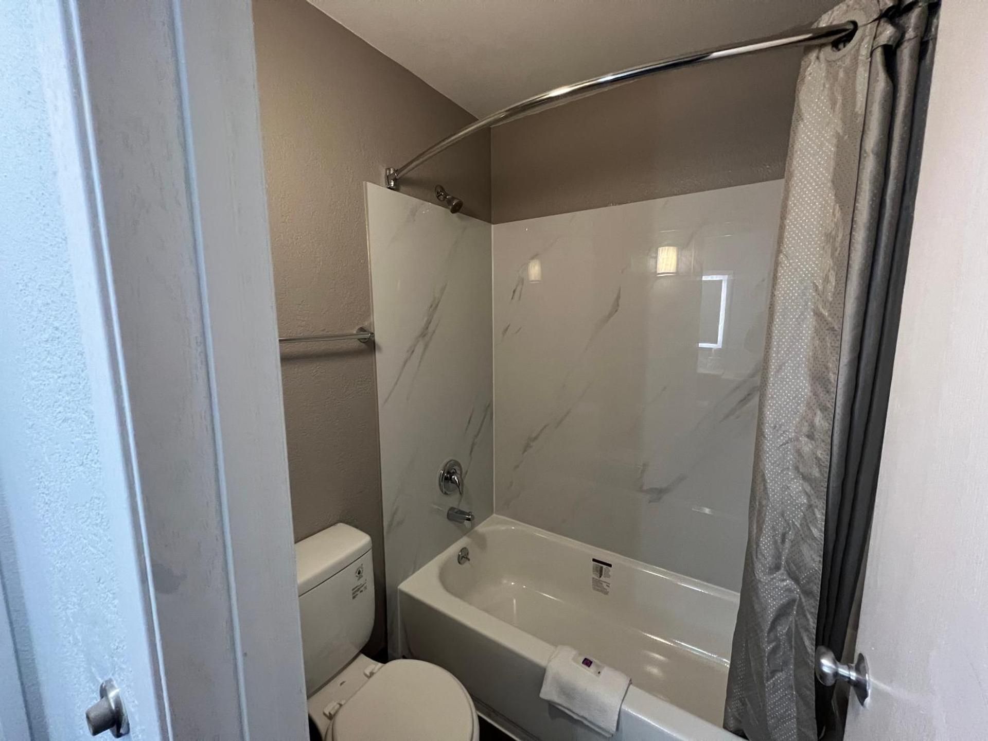 Deluxe Queen Room with Two Queen Beds - Non-Smoking