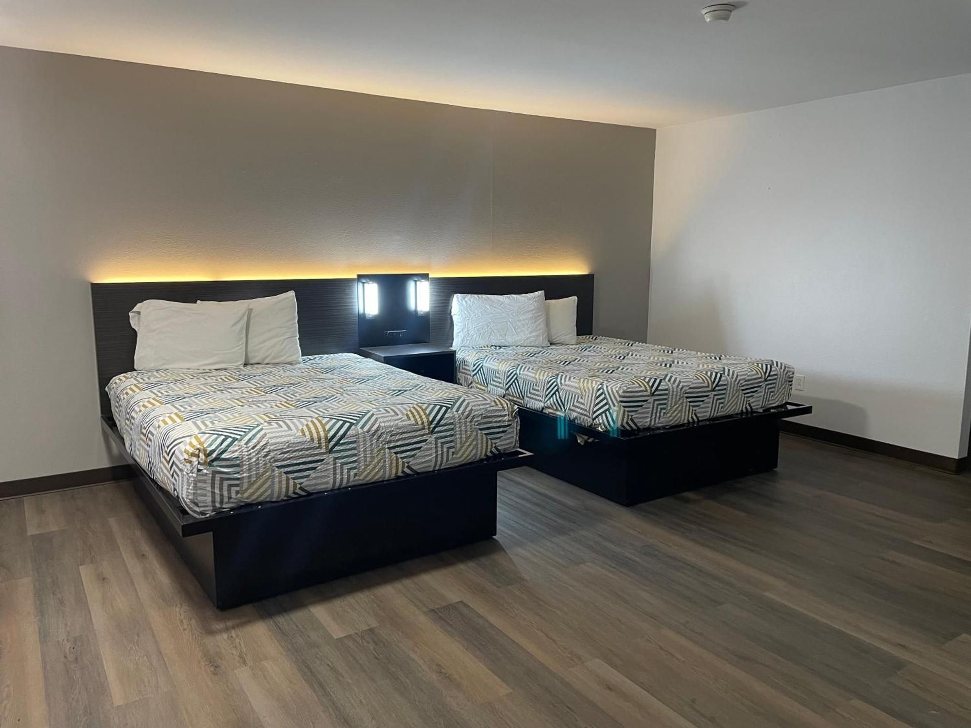 Queen Room with Two Queen Beds - Non-Smoking