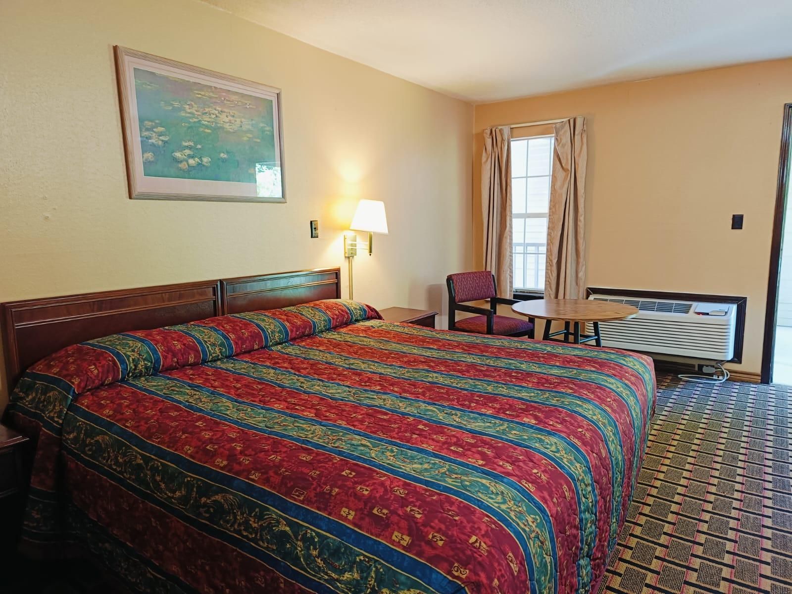 Full Bed Non-Smoking