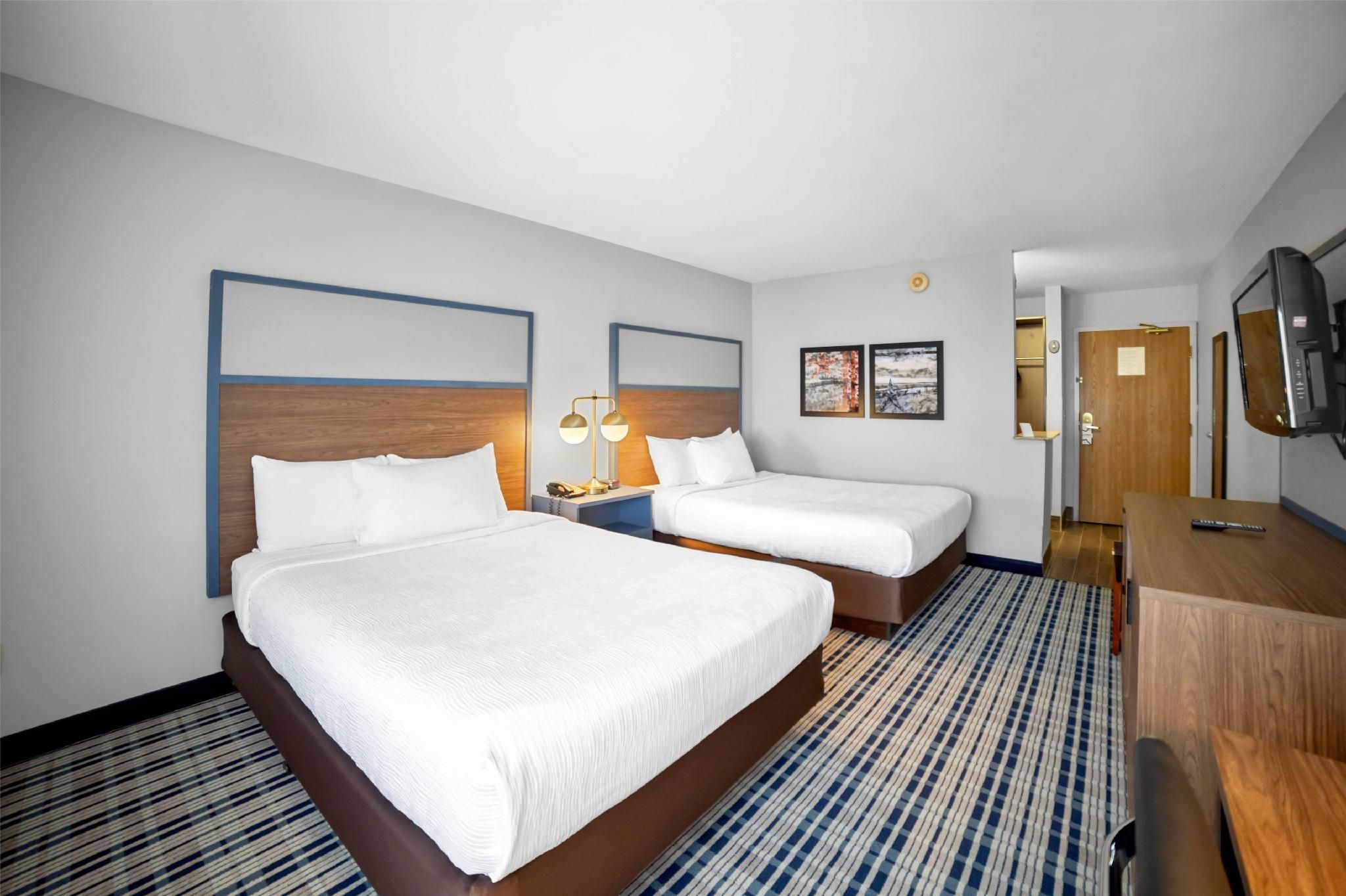 2 Queen Beds Non-Smoking