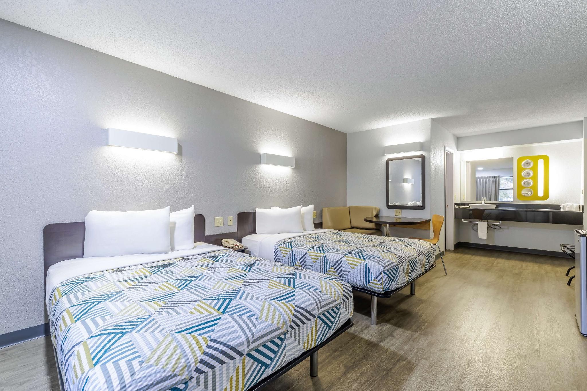 2 FULL BEDS | ADA ACCESSIBLE NSMK