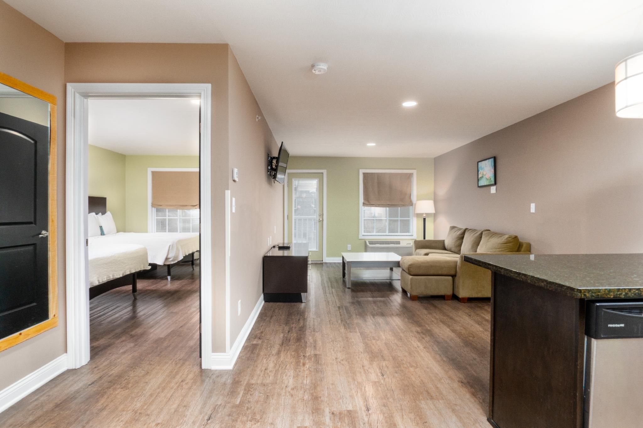 The Hotel SYNC 2 Queen Suite Rainfall Shower 3