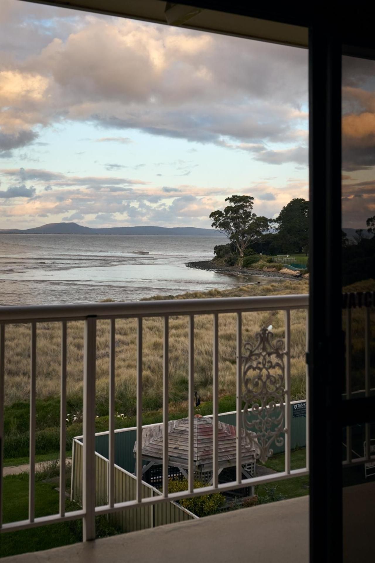 Family Room with Bay View (4 Guests)
