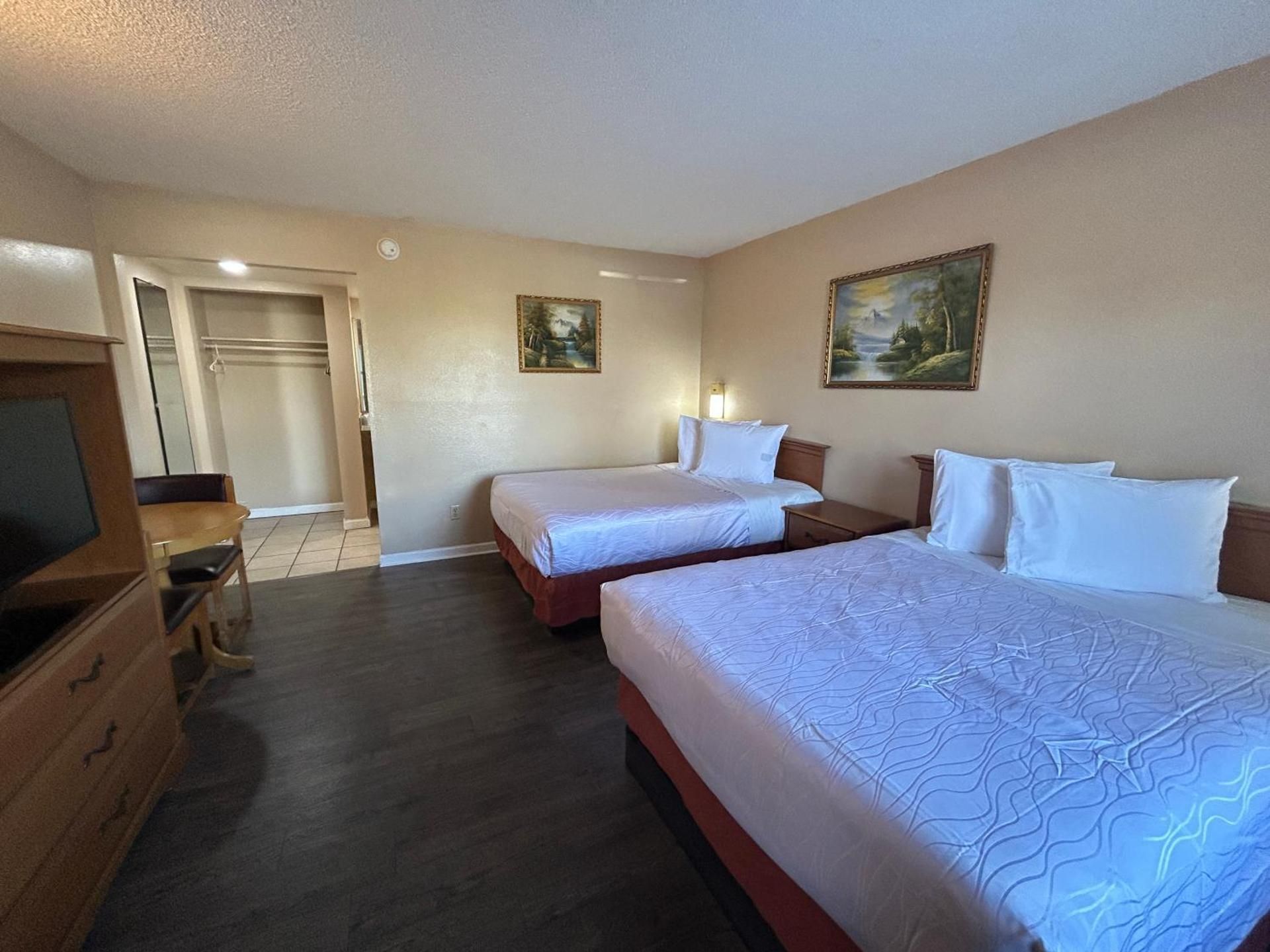 Queen Room with Two Queen Beds - Non-Smoking