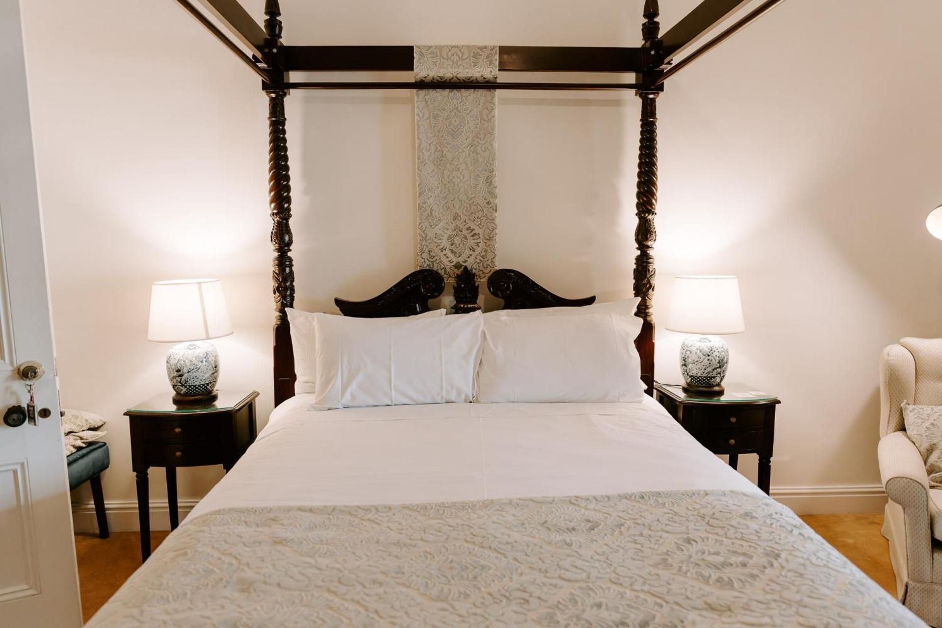 Queen Room - Veranda R5