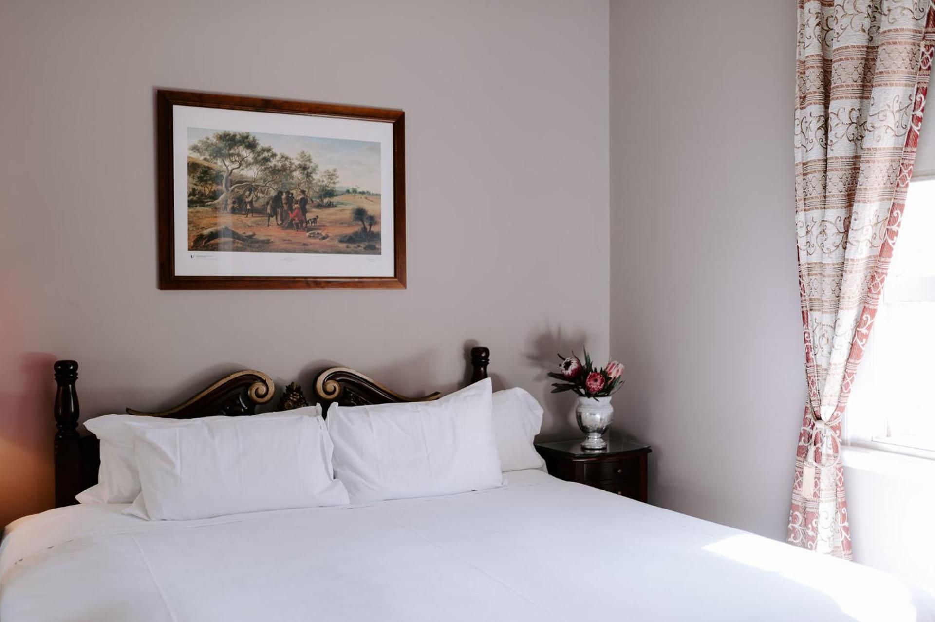 Abbey Boutique Hotel King Room with Victorian Private Bathroom