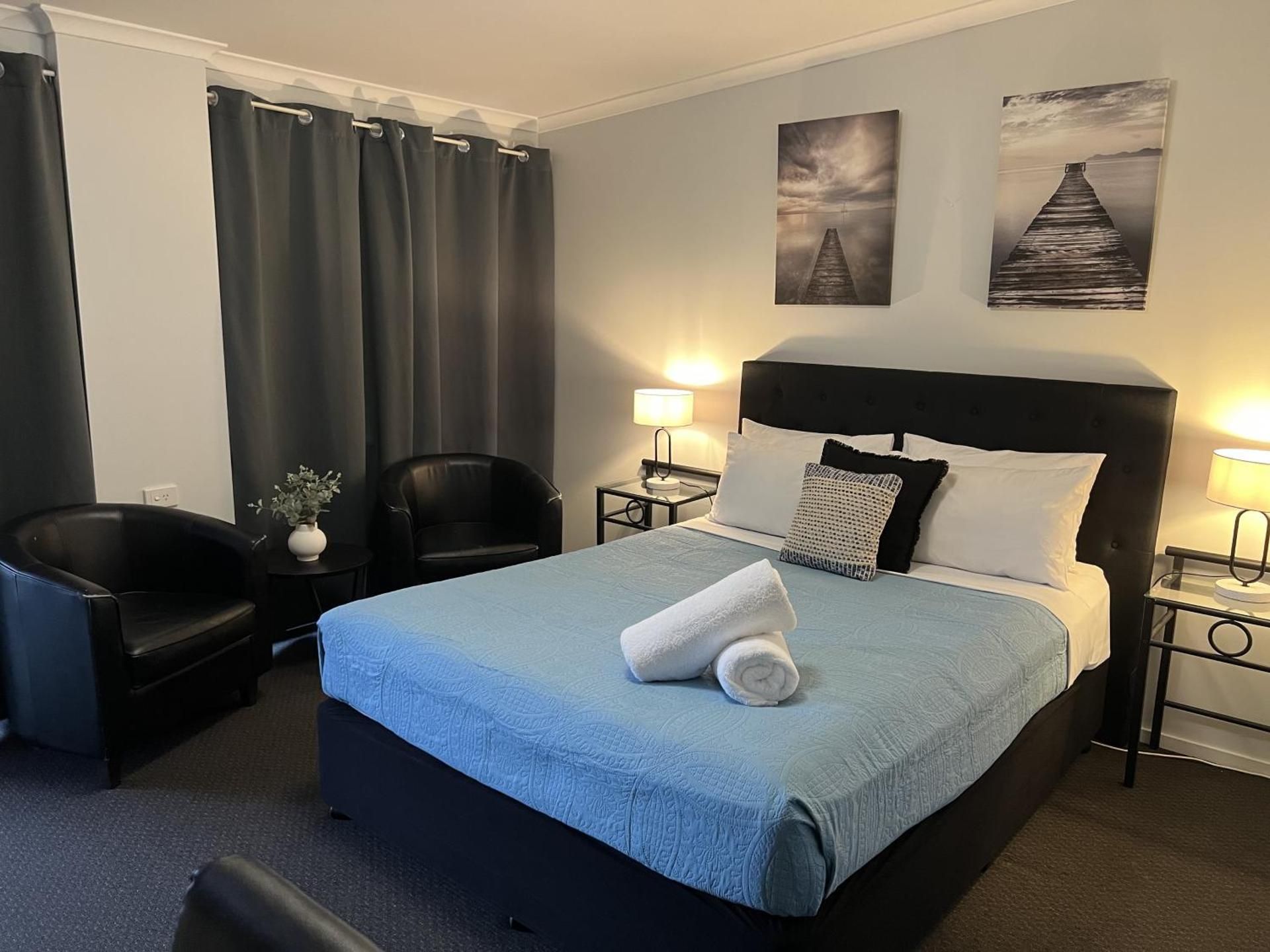 Deluxe Queen Room