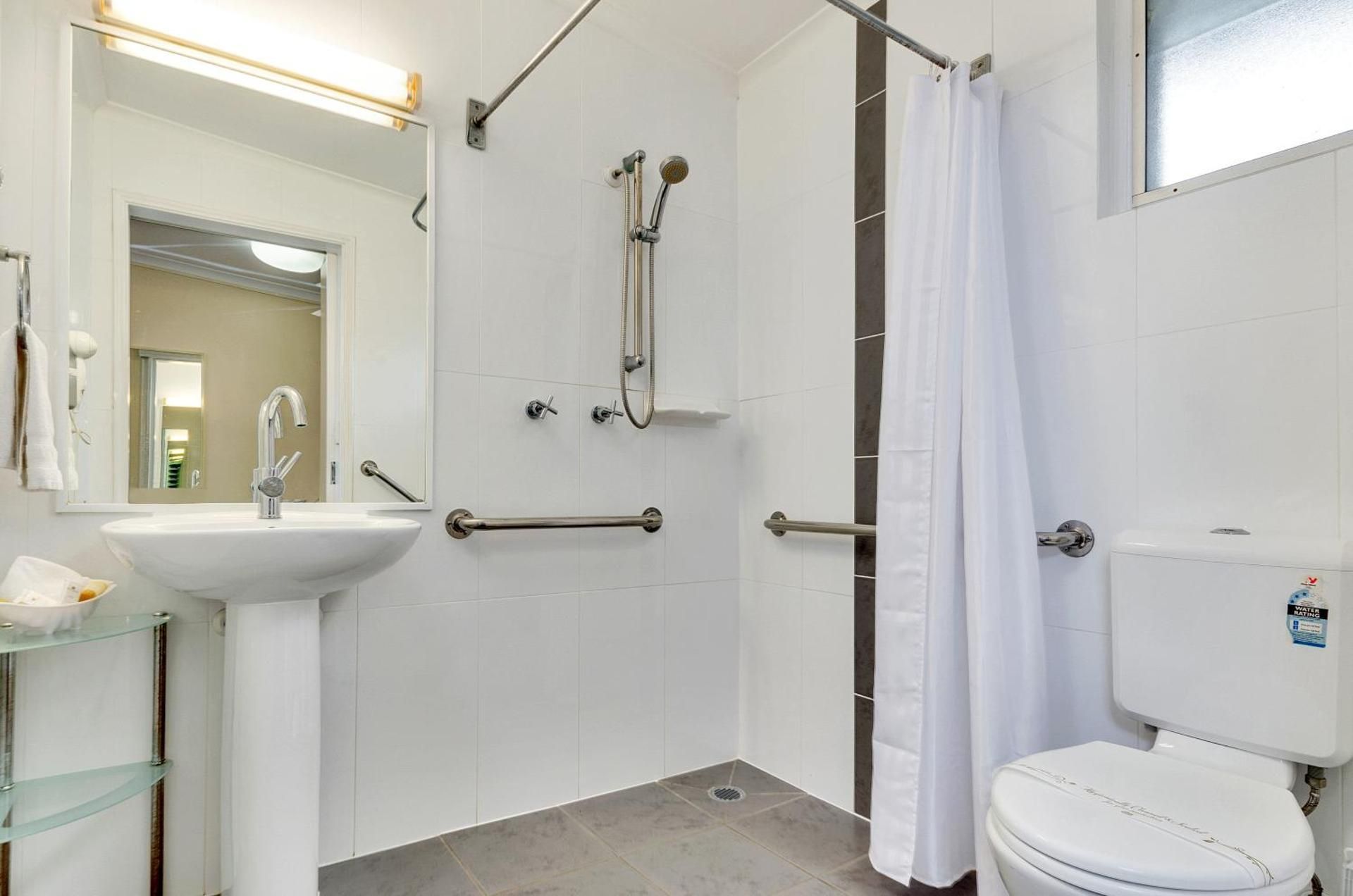 Queen Room - Disability Access