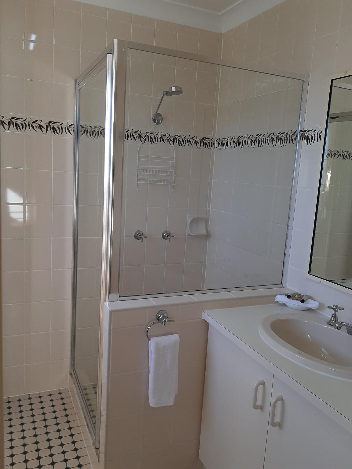 Deluxe Room for 3 People