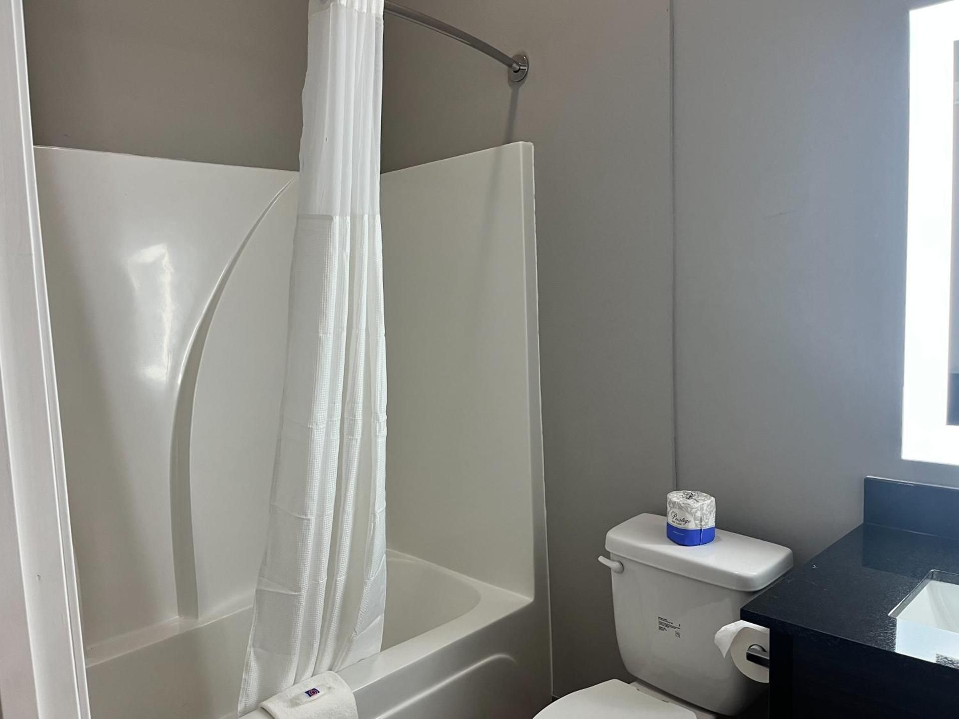 Queen Room with Two Queen Beds - Disability Access - Non-Smoking