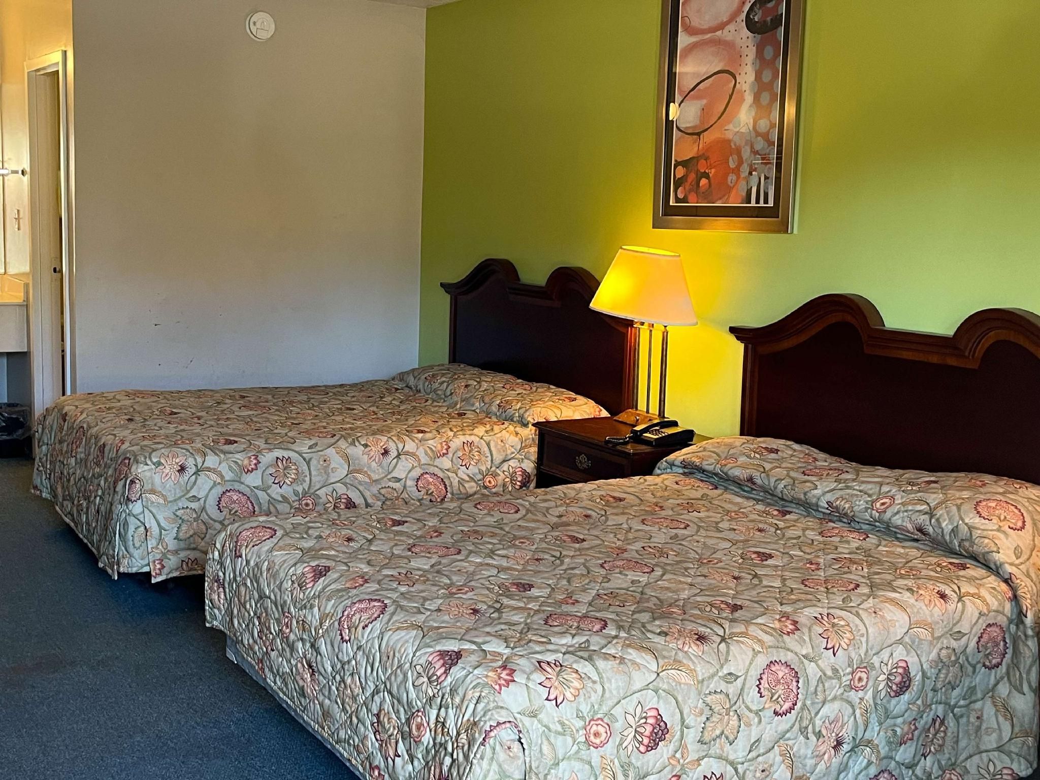 2 Queen Beds | Non-Smoking, Micfridge