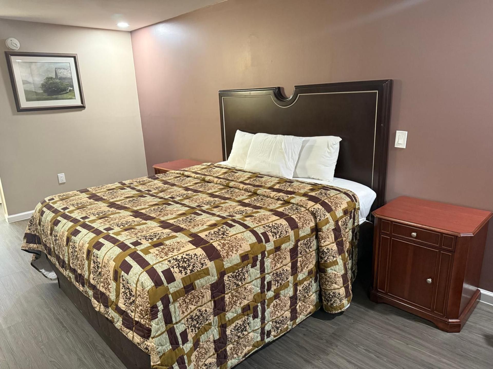 Standard King Room
