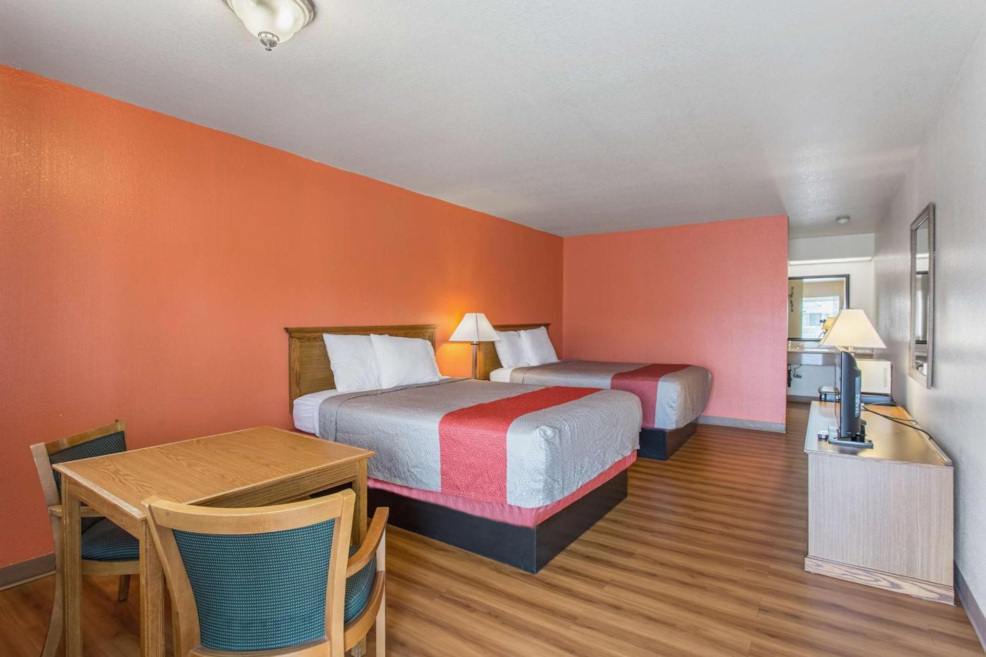 Motel 6 Lordsburg, NM Queen Room with Two Queen Beds - Disability Access - Non-Smoking