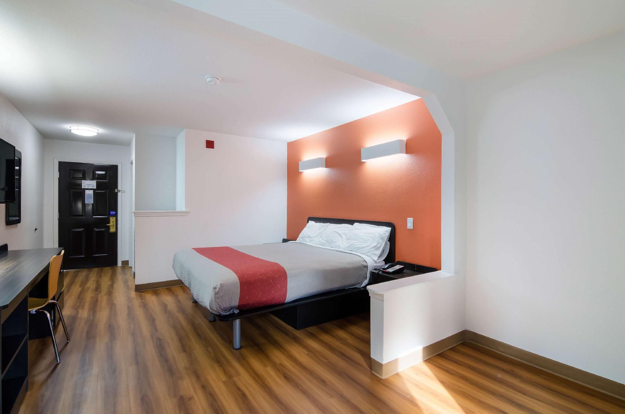 Motel 6 Moss Point, MS 1 KB | ACCESSIBLE, NON-SMOKING