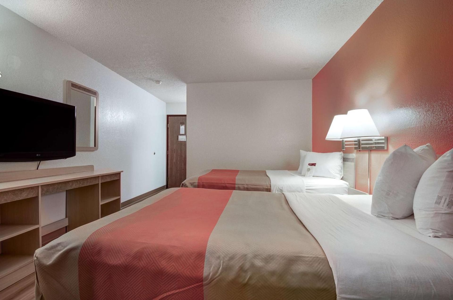 Queen Room with Two Queen Beds - Non-Smoking