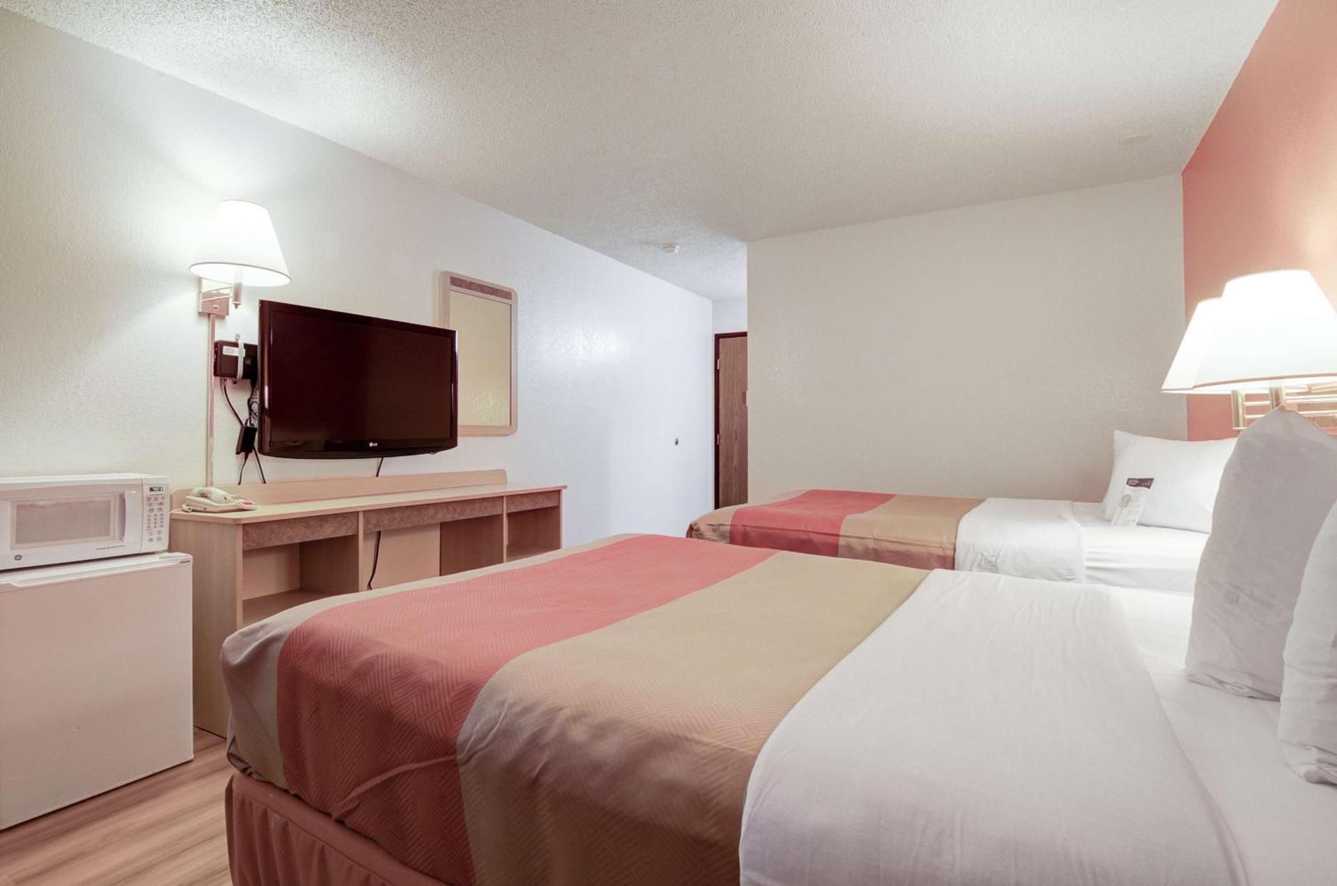 Quadruple Room - Non-Smoking
