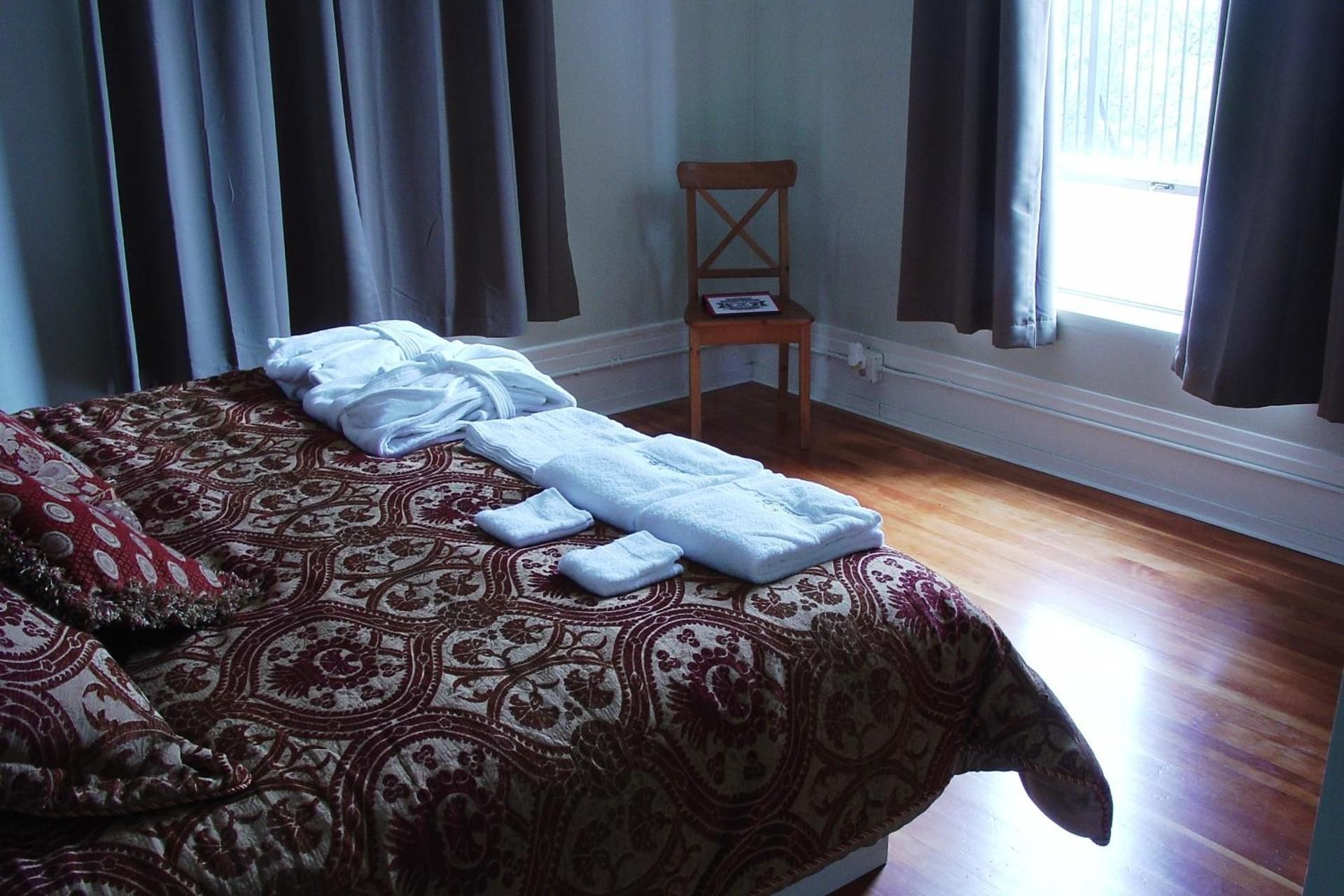 King Room with Common Bathroom