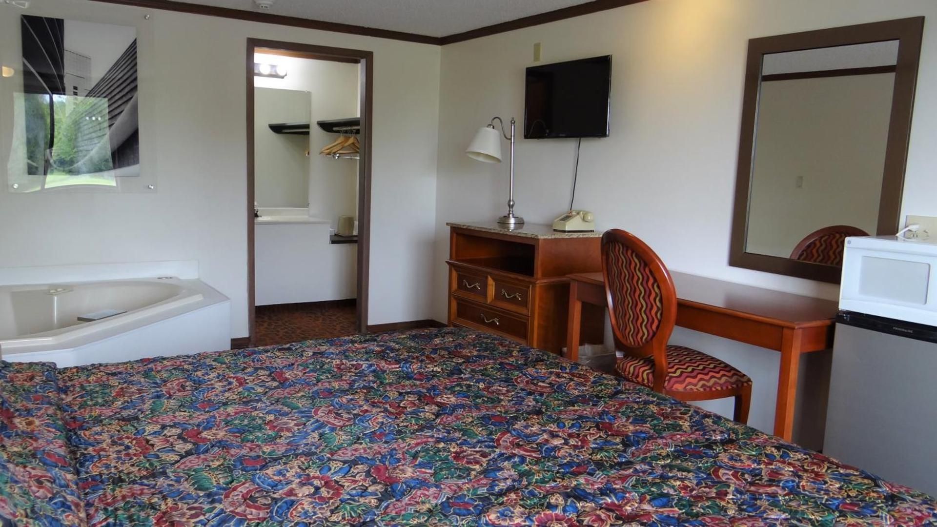 Deluxe King Room