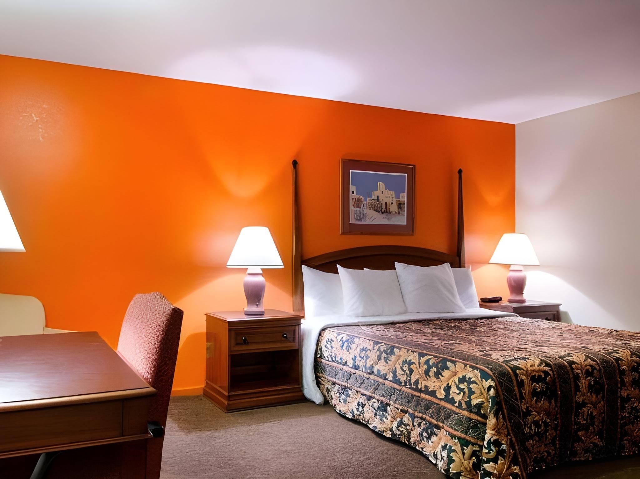 1 King Bed Non smoking